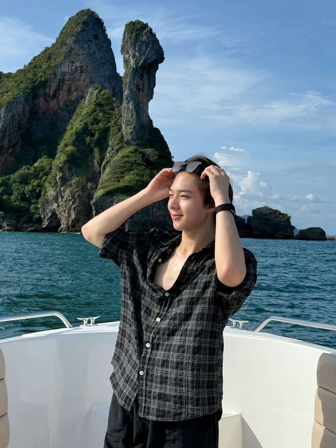 นุนิว - ชวรินทร์ เพริศพิริยะวงศ์