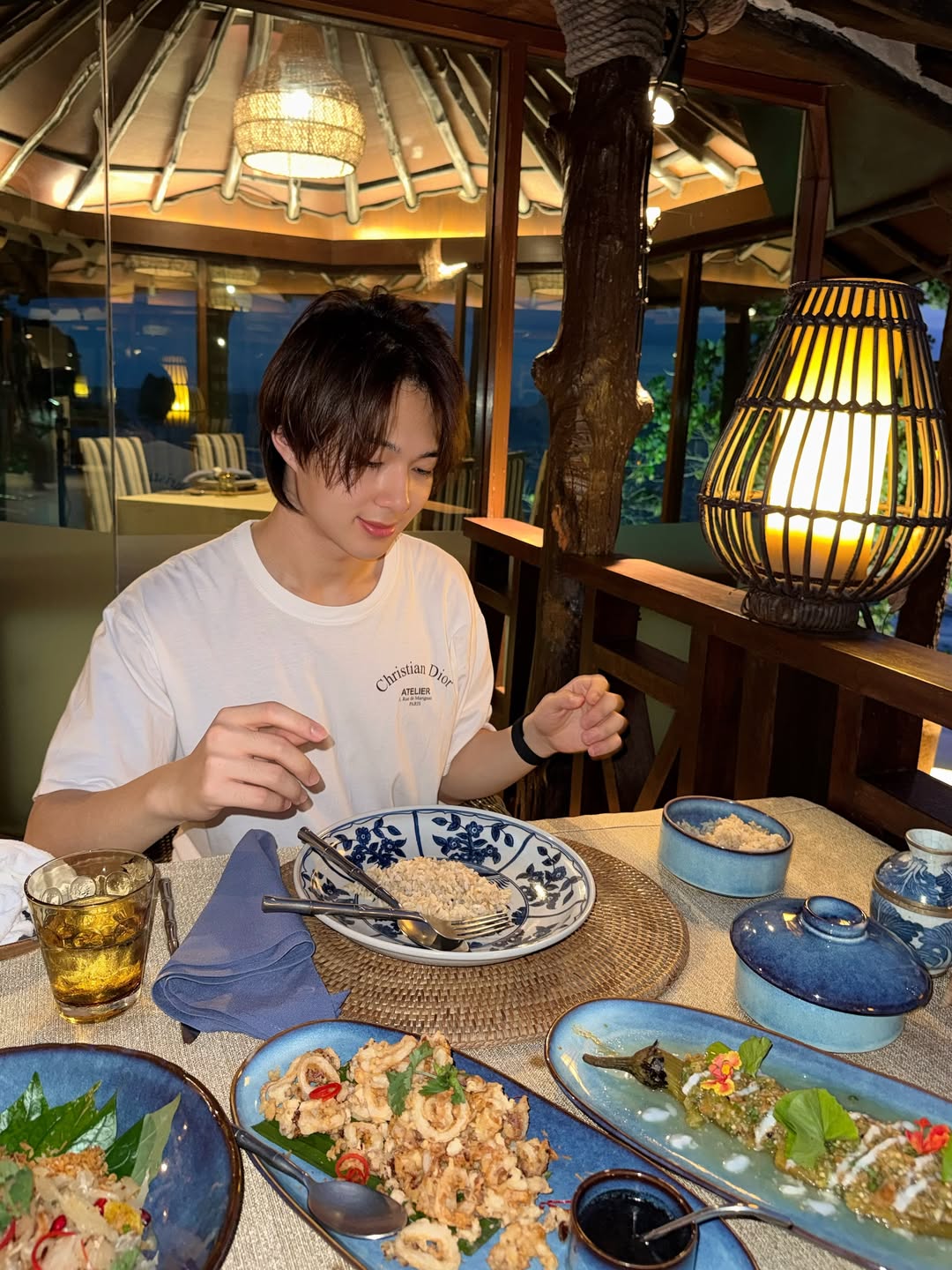 นุนิว - ชวรินทร์ เพริศพิริยะวงศ์