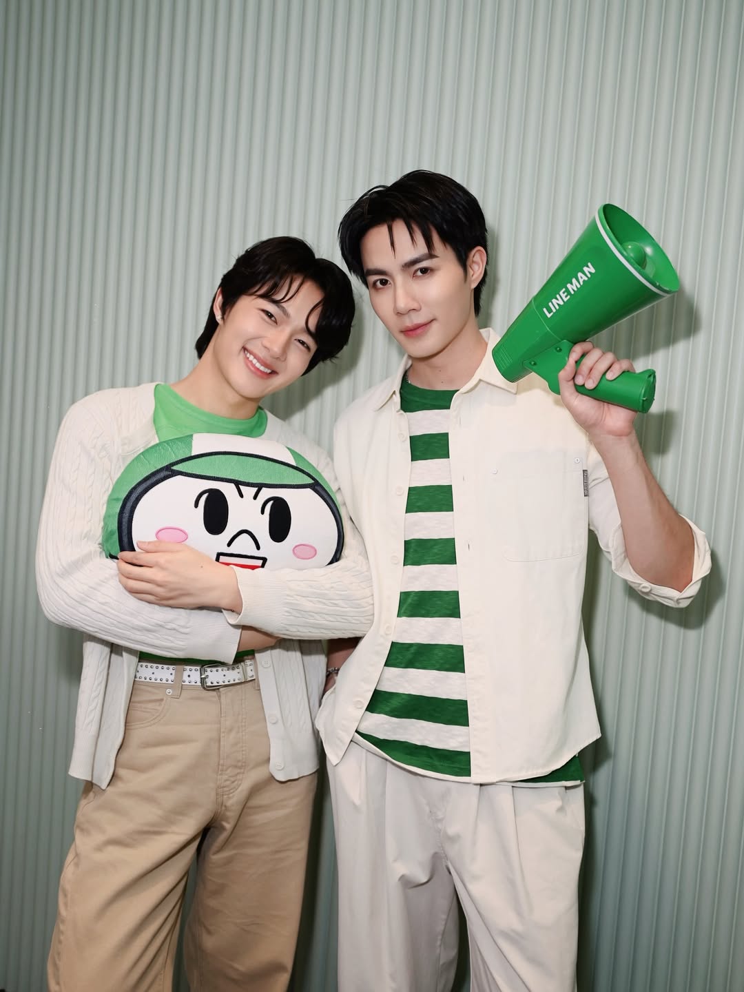 นุนิว - ชวรินทร์ เพริศพิริยะวงศ์