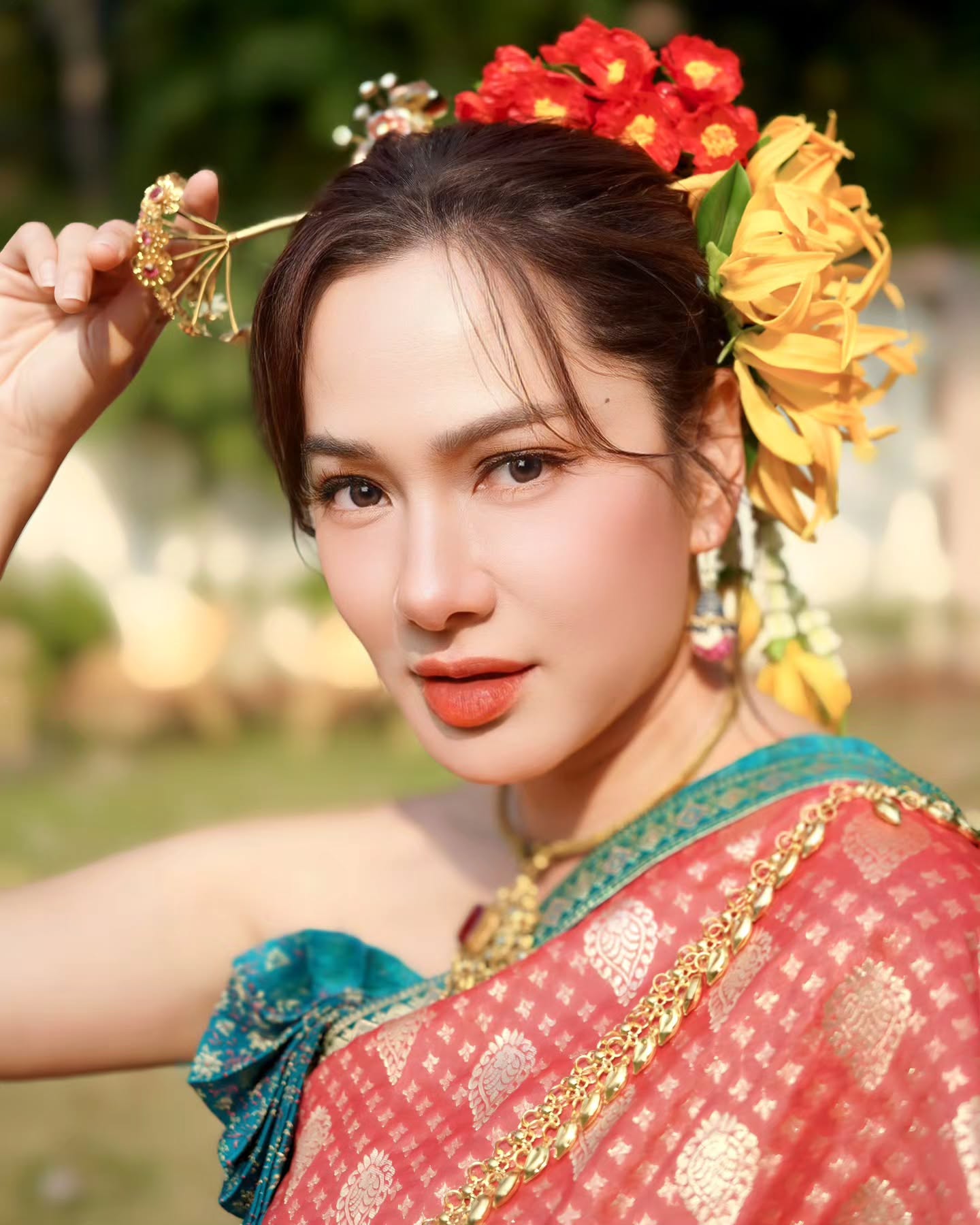 จอย - รินลณี ศรีเพ็ญ