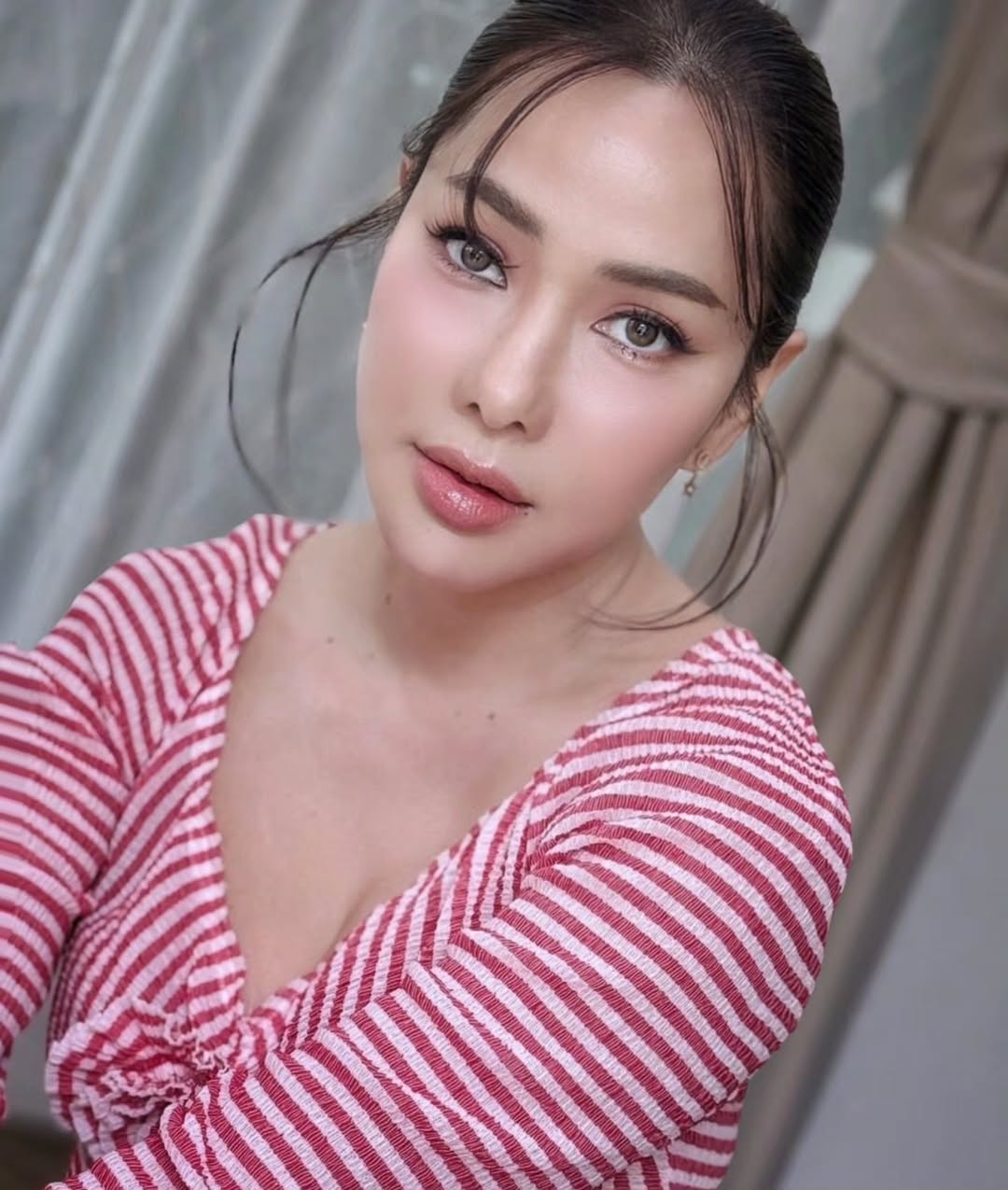 จอย - รินลณี ศรีเพ็ญ