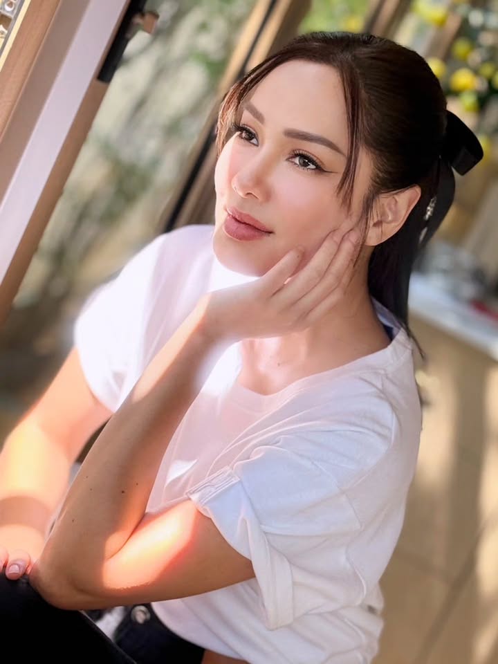 จอย - รินลณี ศรีเพ็ญ