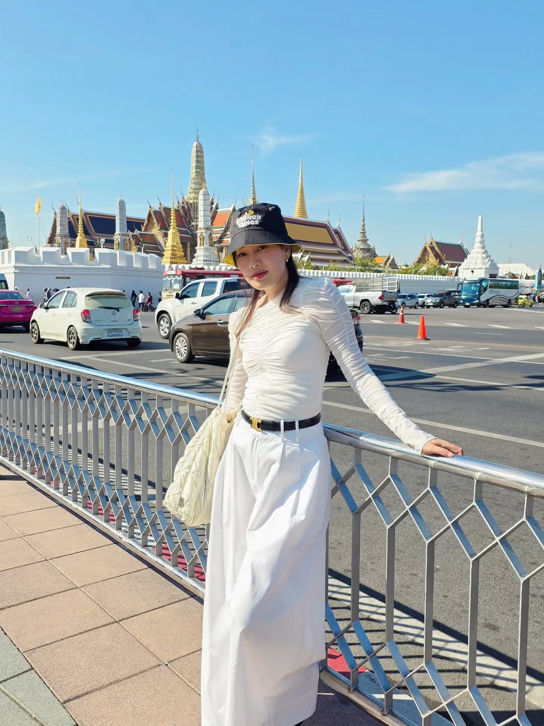 จอย - รินลณี ศรีเพ็ญ