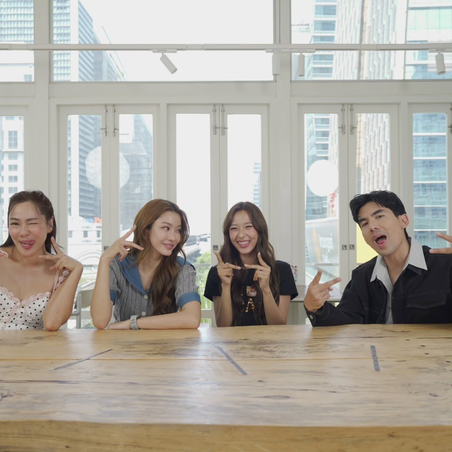 จอย - รินลณี ศรีเพ็ญ