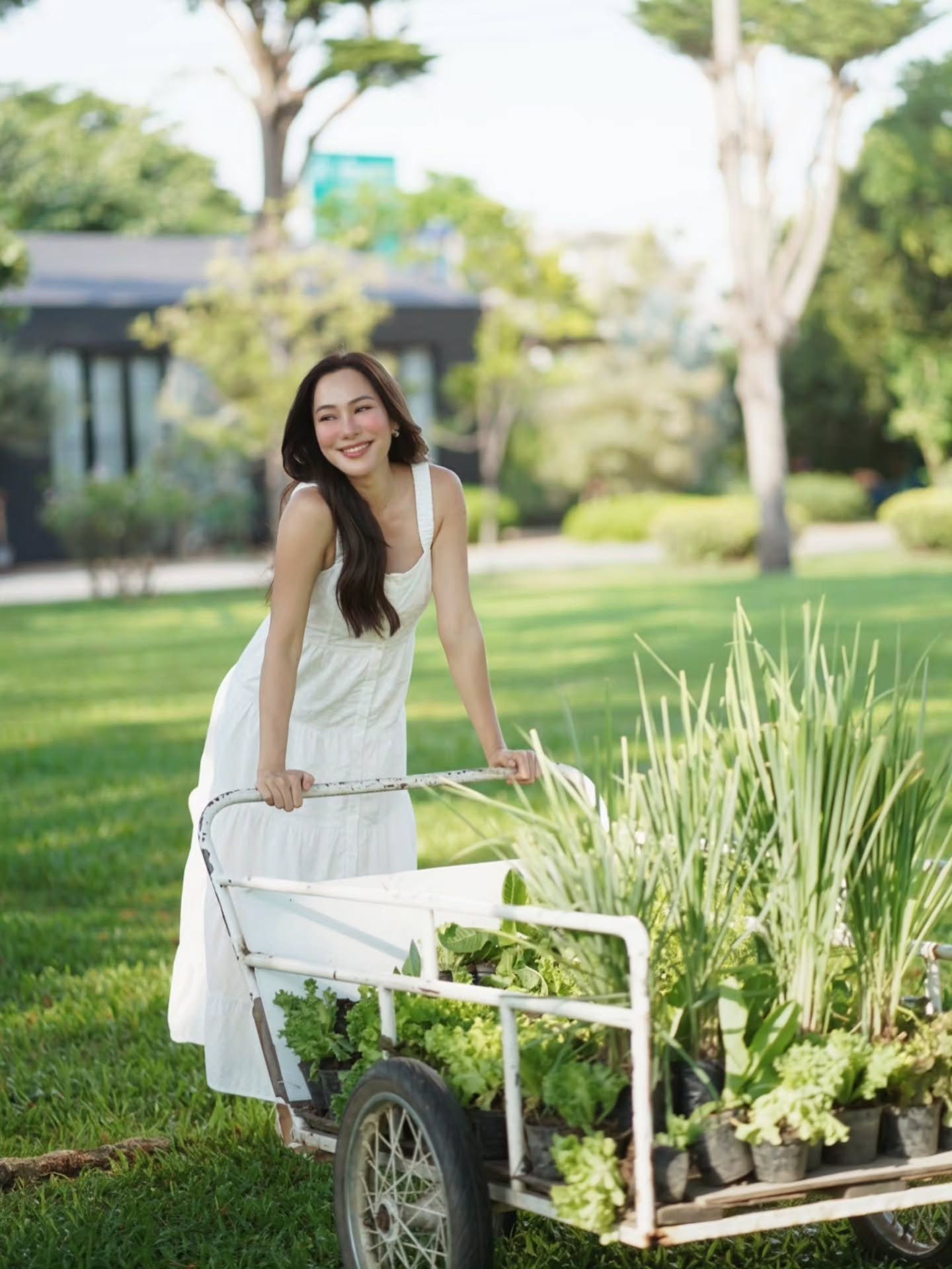 จอย - รินลณี ศรีเพ็ญ