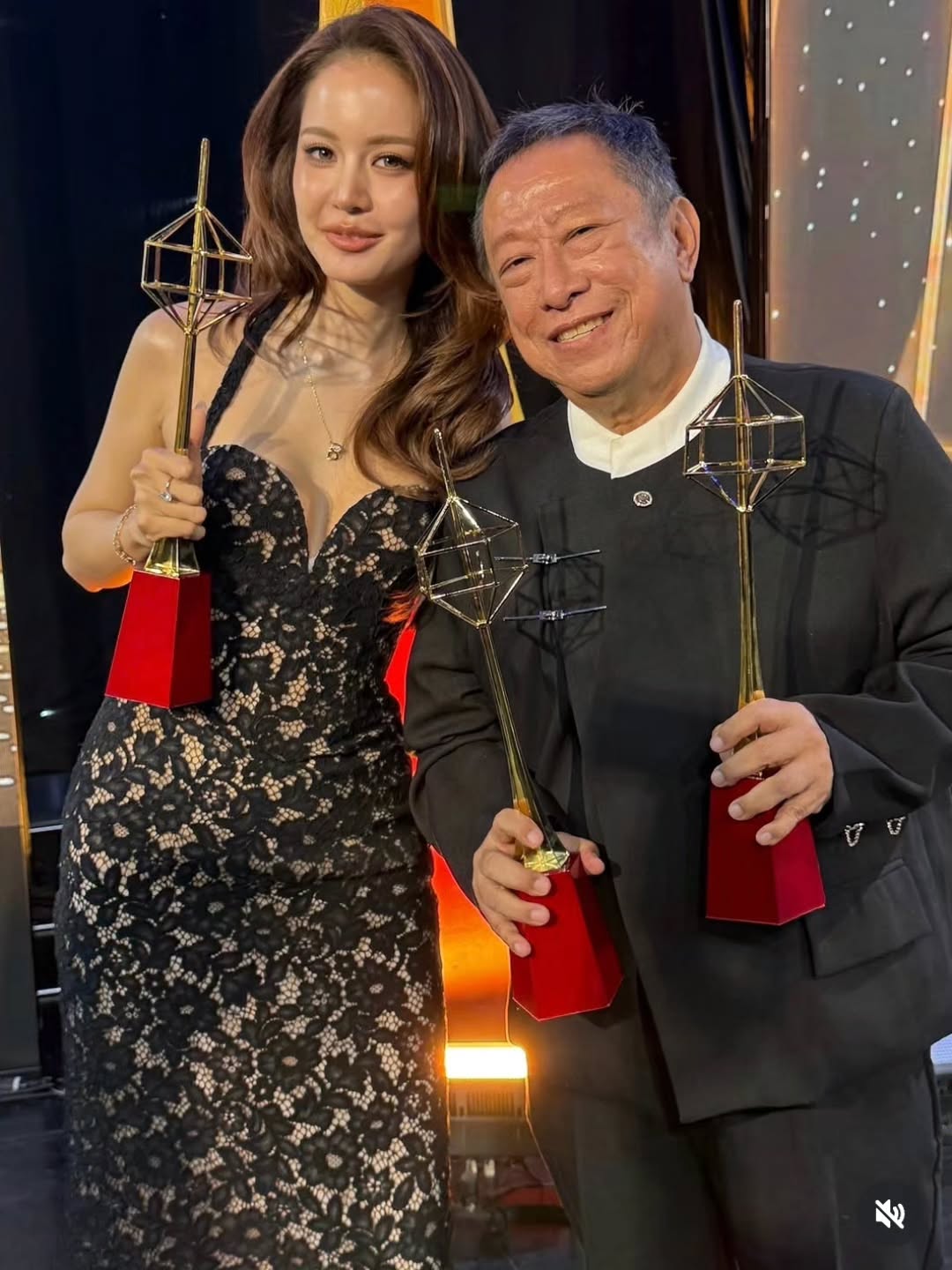 จอย - รินลณี ศรีเพ็ญ
