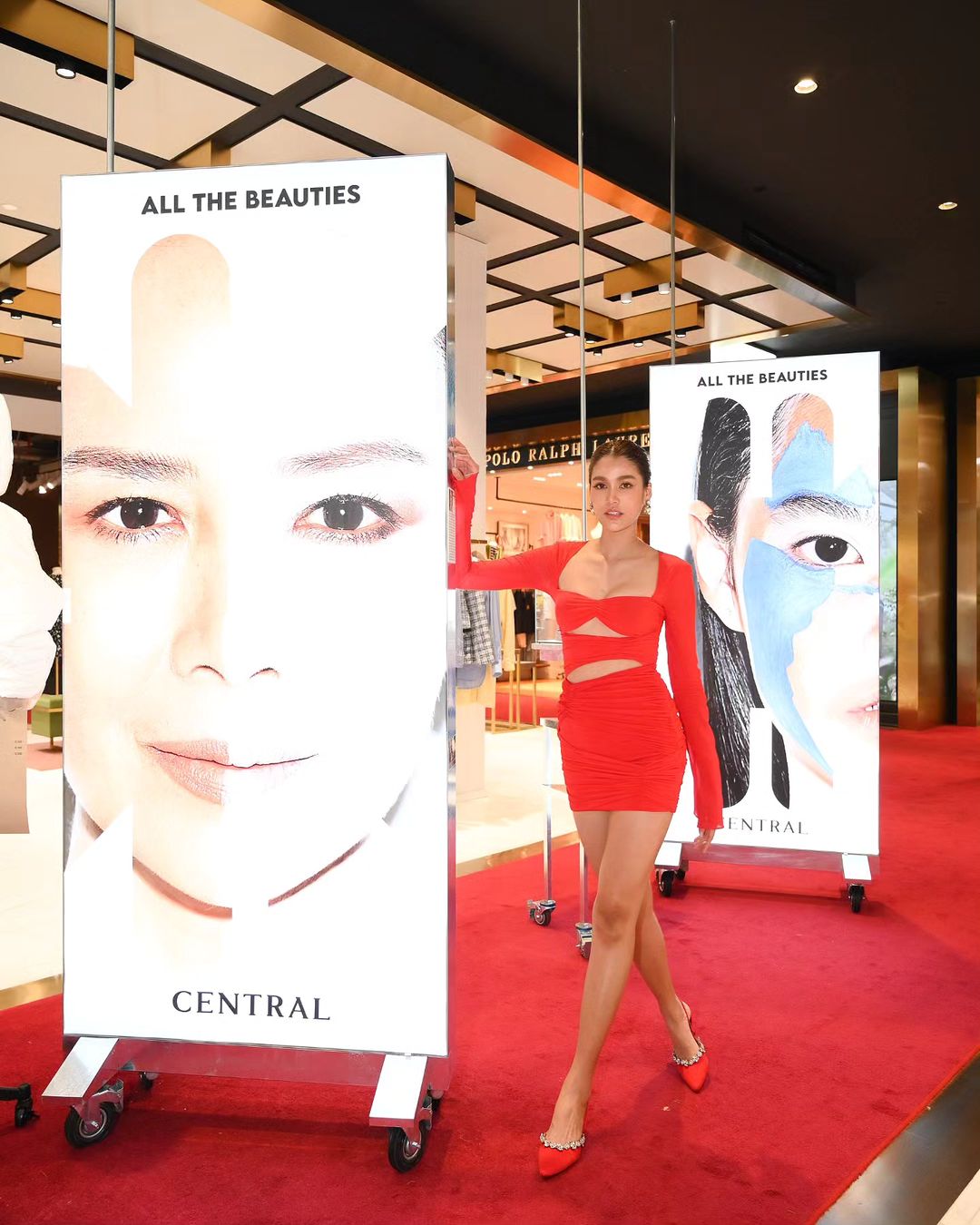 แนท - อนิพรณ์  เฉลิมบูรณะวงศ์