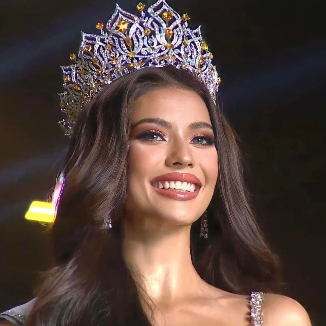 แนท - อนิพรณ์  เฉลิมบูรณะวงศ์