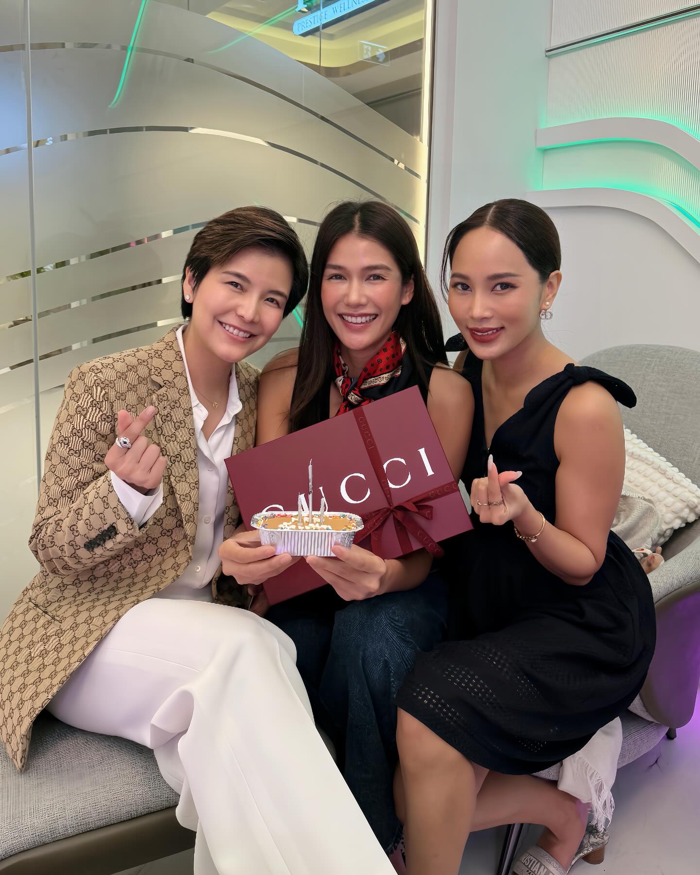 แนท - อนิพรณ์  เฉลิมบูรณะวงศ์