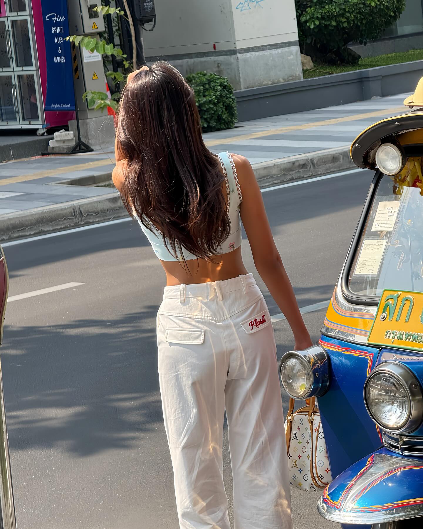 แนท - อนิพรณ์  เฉลิมบูรณะวงศ์
