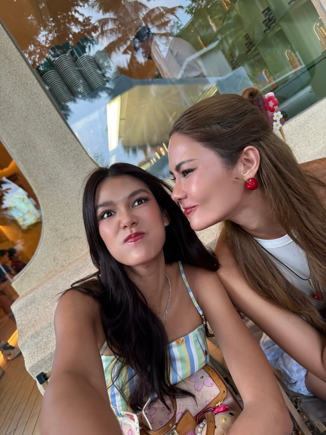 แนท - อนิพรณ์  เฉลิมบูรณะวงศ์