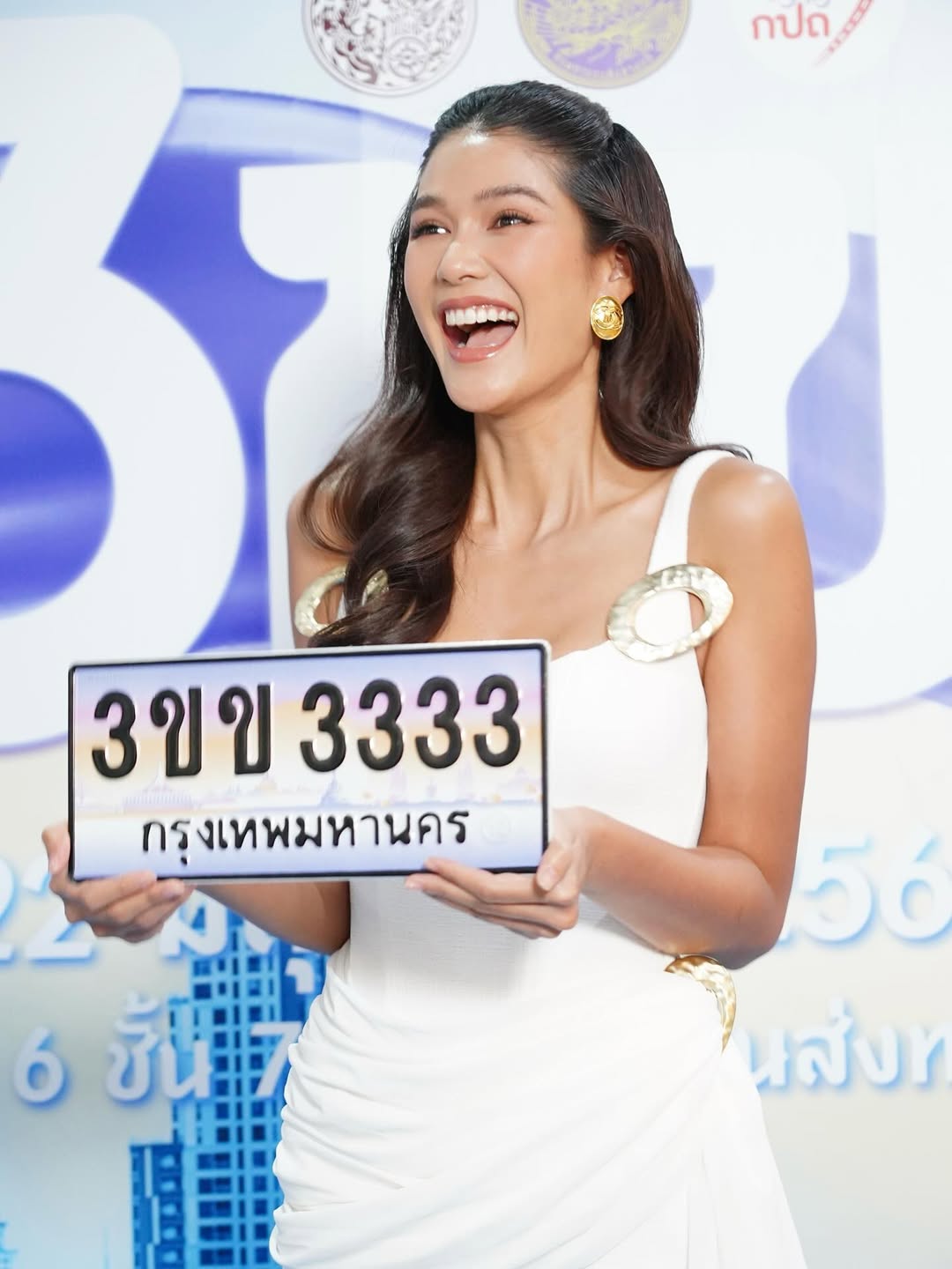 แนท - อนิพรณ์  เฉลิมบูรณะวงศ์