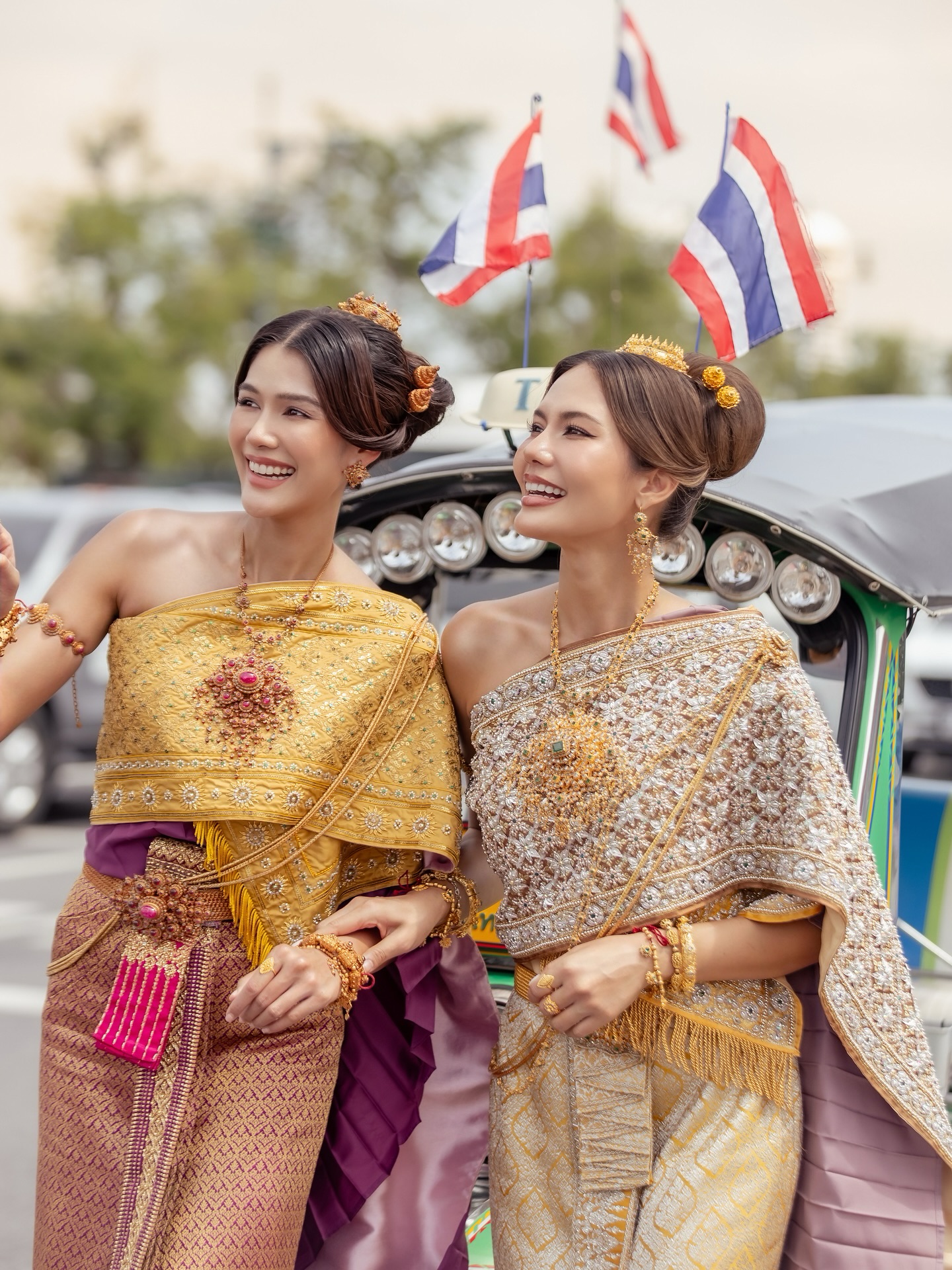 แนท - อนิพรณ์  เฉลิมบูรณะวงศ์