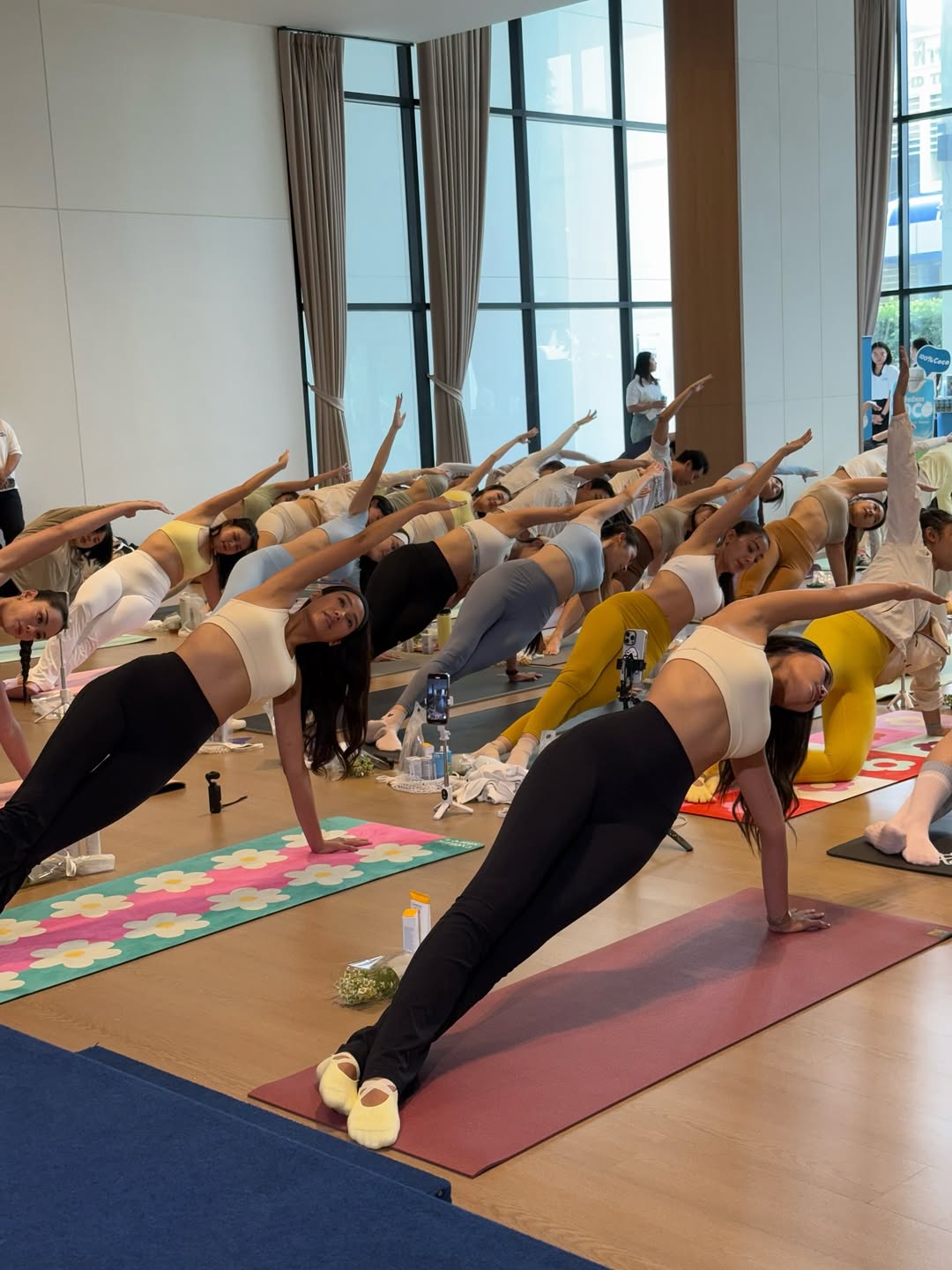 แนท - อนิพรณ์  เฉลิมบูรณะวงศ์