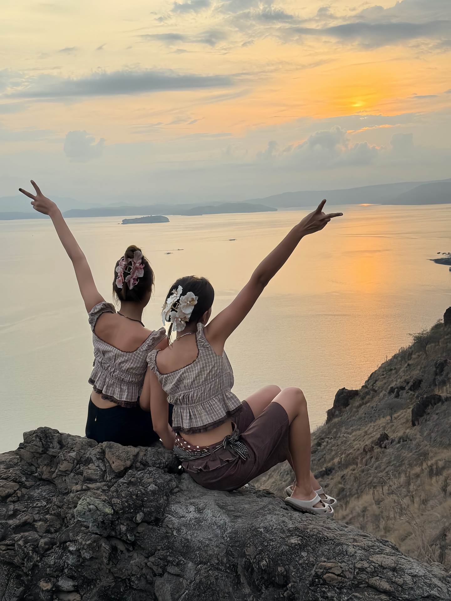 แนท - อนิพรณ์  เฉลิมบูรณะวงศ์