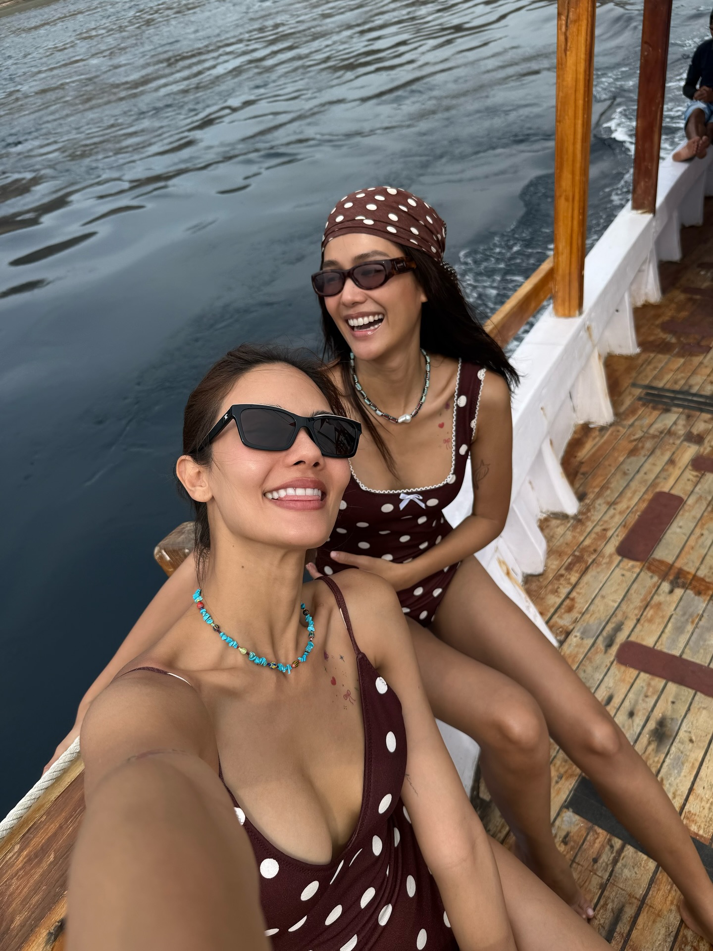 แนท - อนิพรณ์  เฉลิมบูรณะวงศ์