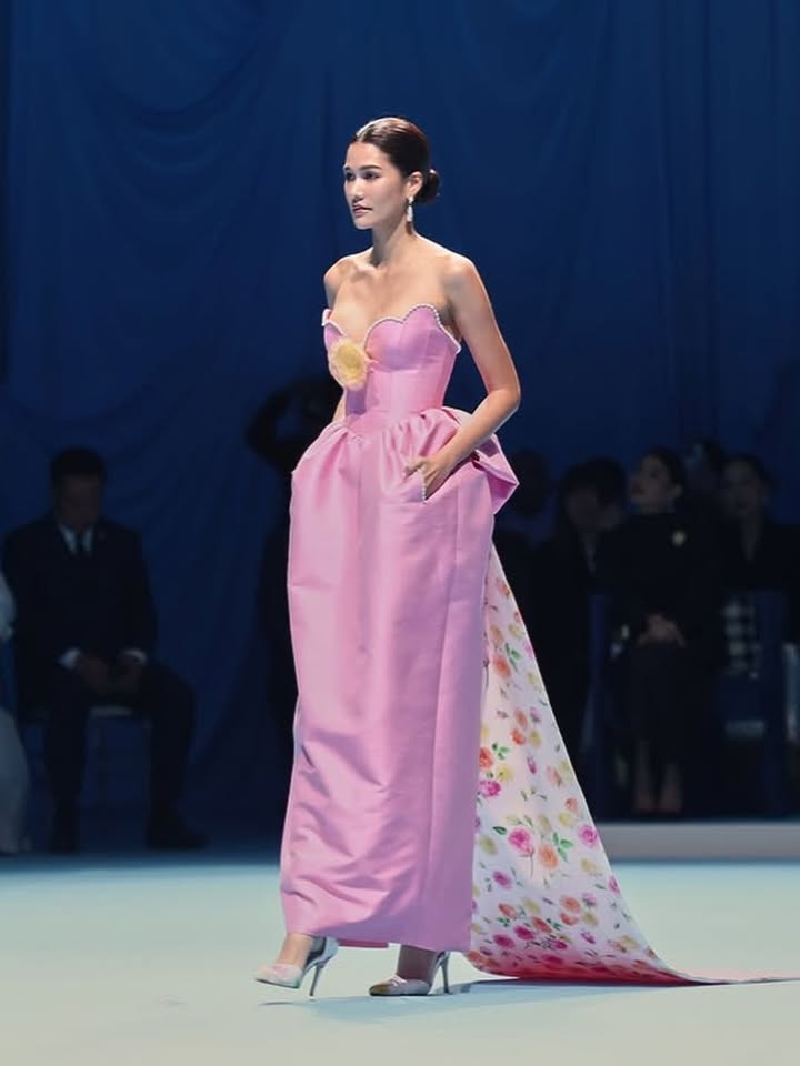 แนท - อนิพรณ์  เฉลิมบูรณะวงศ์