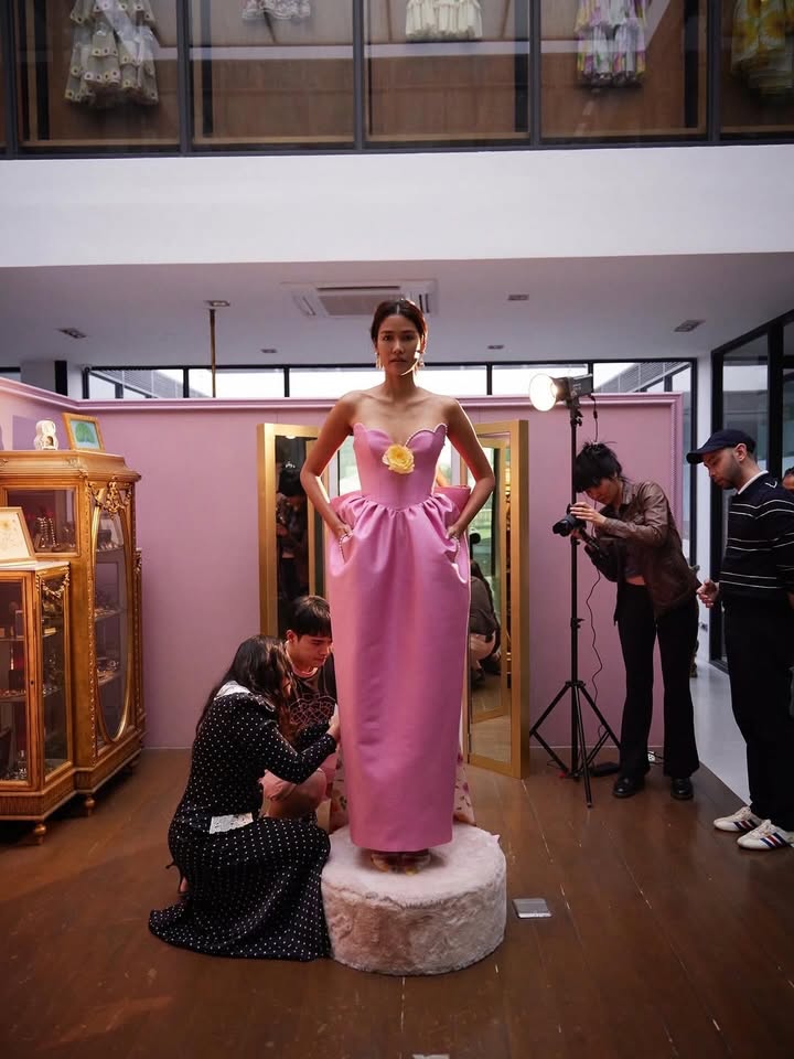 แนท - อนิพรณ์  เฉลิมบูรณะวงศ์