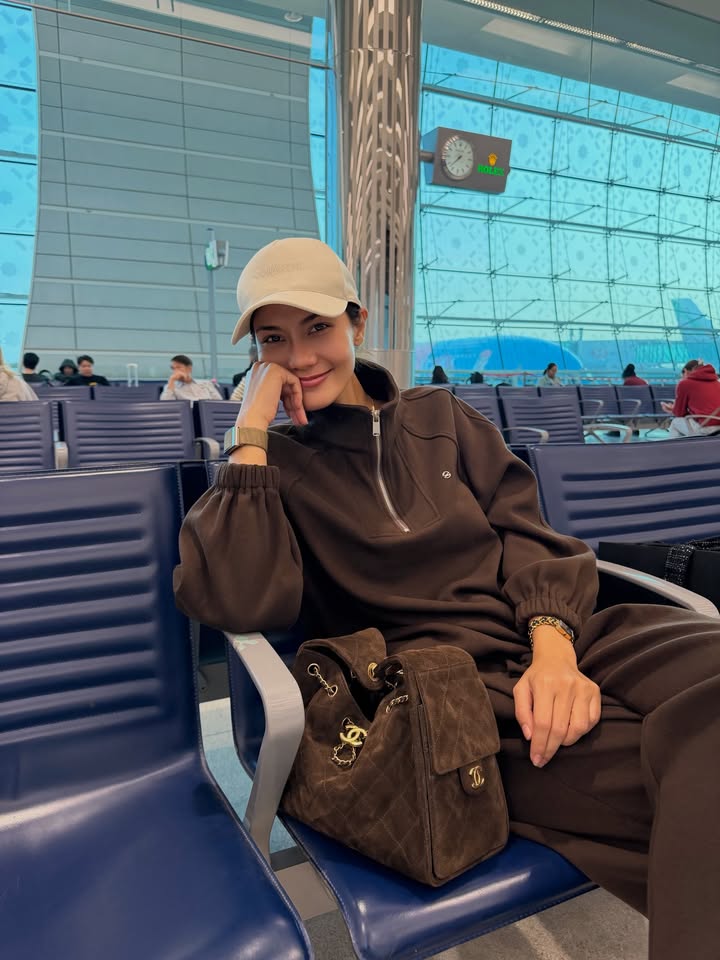 แนท - อนิพรณ์  เฉลิมบูรณะวงศ์