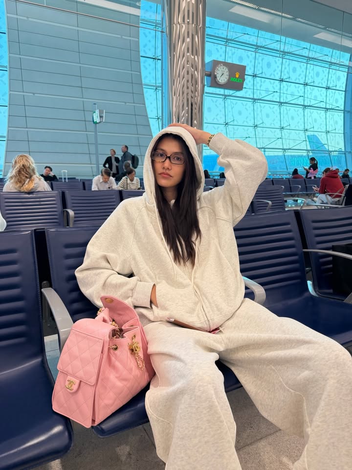 แนท - อนิพรณ์  เฉลิมบูรณะวงศ์