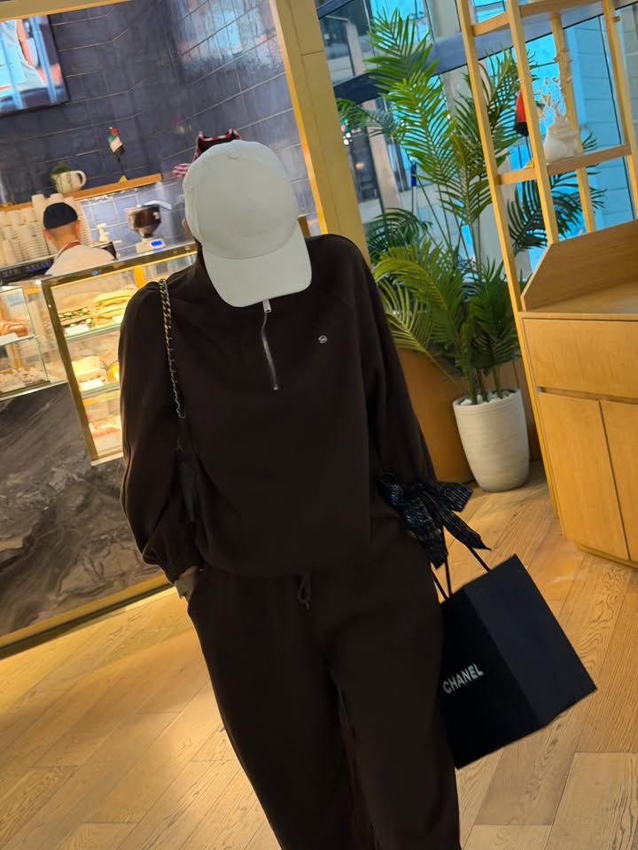 แนท - อนิพรณ์  เฉลิมบูรณะวงศ์