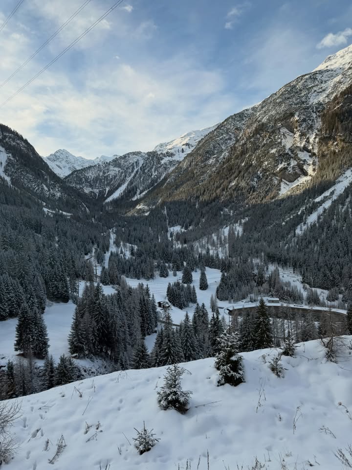 แนท - อนิพรณ์  เฉลิมบูรณะวงศ์