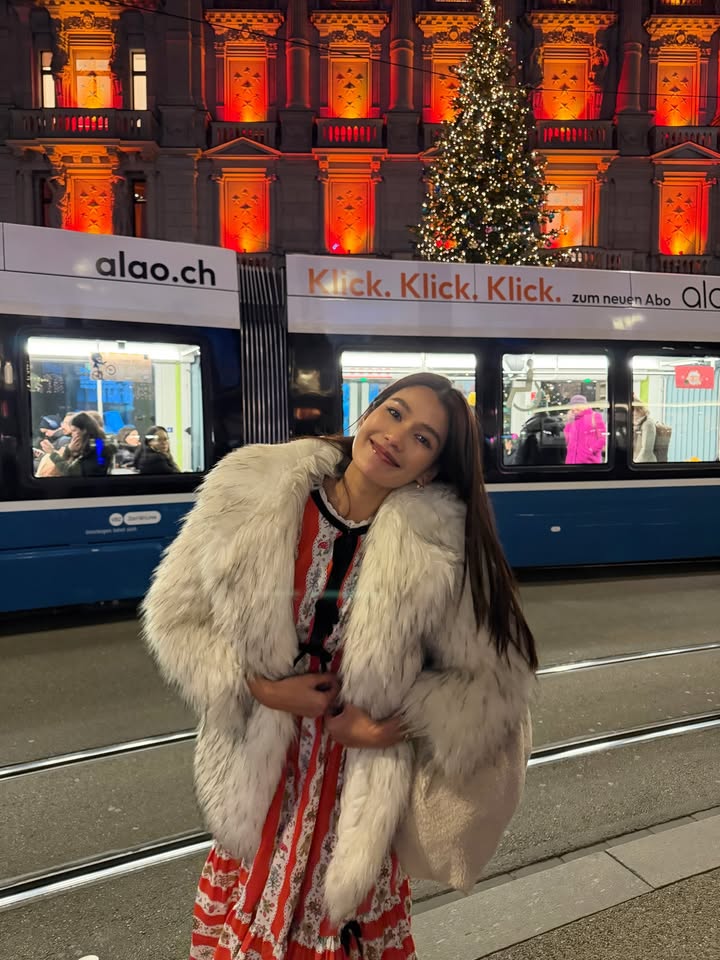 แนท - อนิพรณ์  เฉลิมบูรณะวงศ์