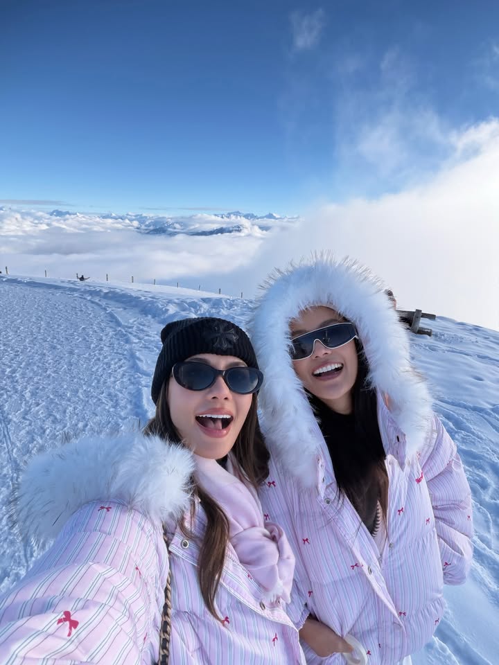 แนท - อนิพรณ์  เฉลิมบูรณะวงศ์