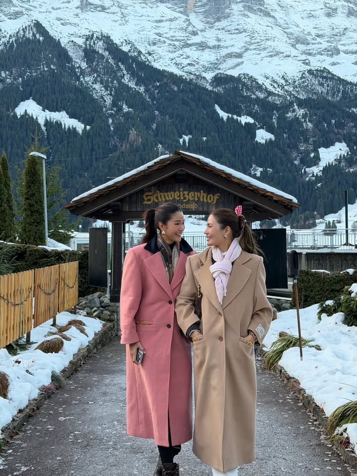 แนท - อนิพรณ์  เฉลิมบูรณะวงศ์