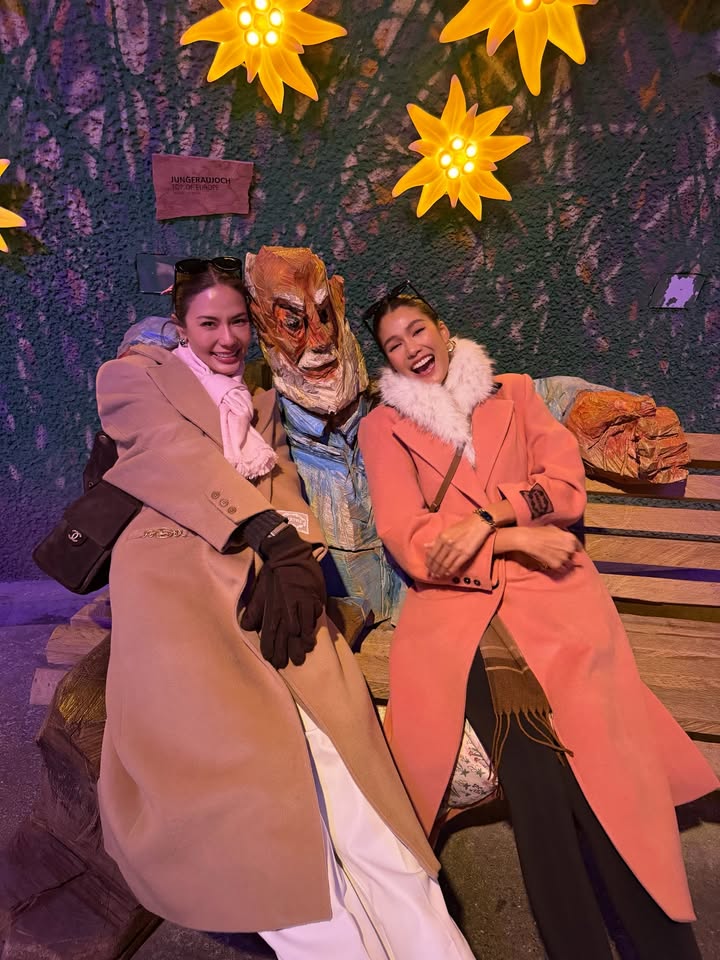 แนท - อนิพรณ์  เฉลิมบูรณะวงศ์