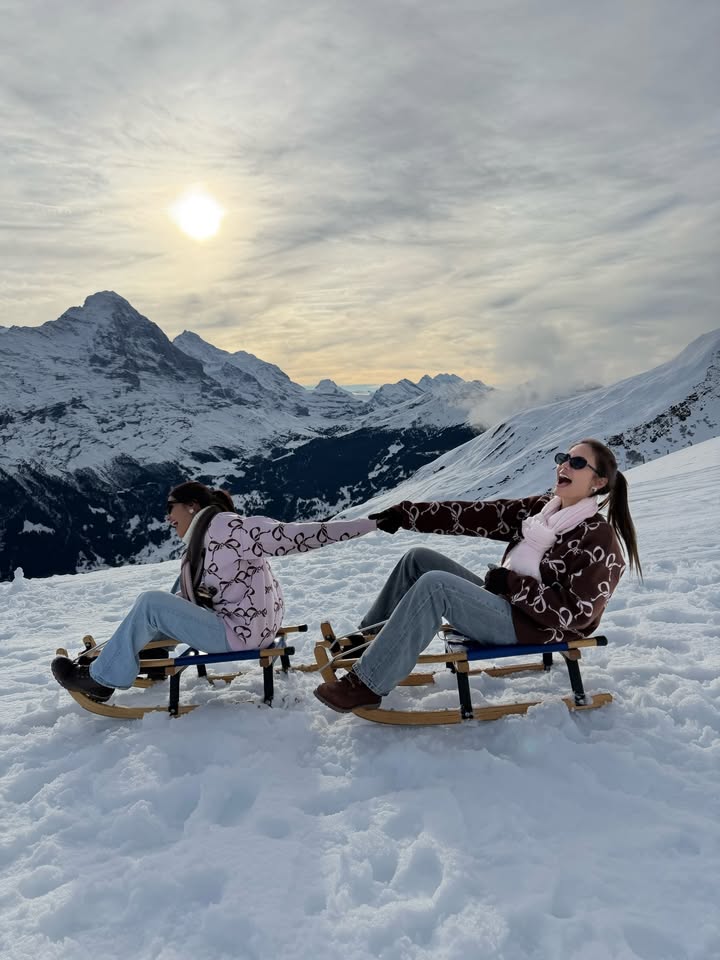 แนท - อนิพรณ์  เฉลิมบูรณะวงศ์