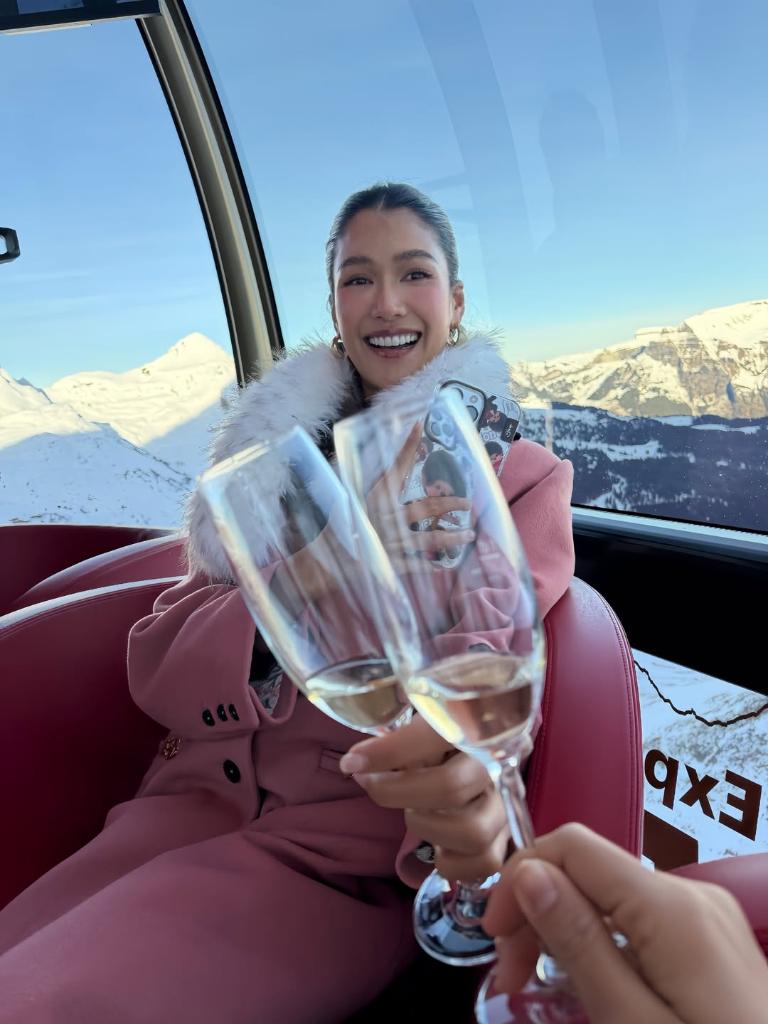 แนท - อนิพรณ์  เฉลิมบูรณะวงศ์