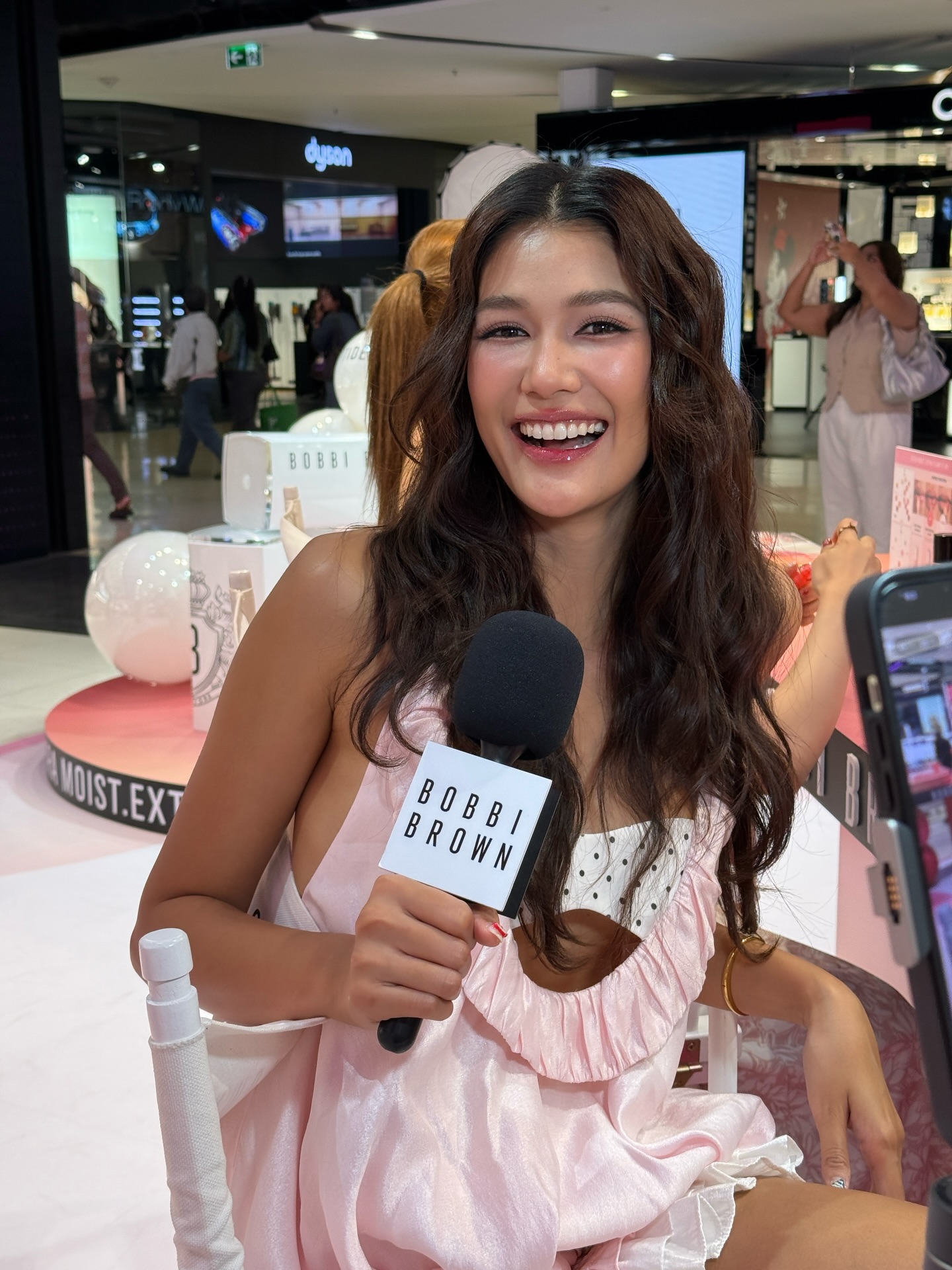 แนท - อนิพรณ์  เฉลิมบูรณะวงศ์