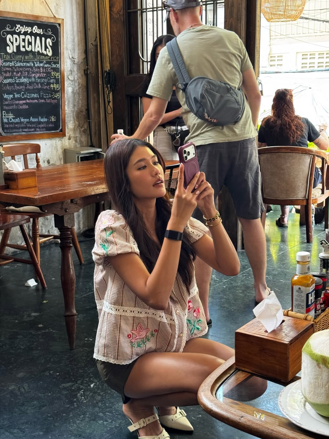 แนท - อนิพรณ์  เฉลิมบูรณะวงศ์