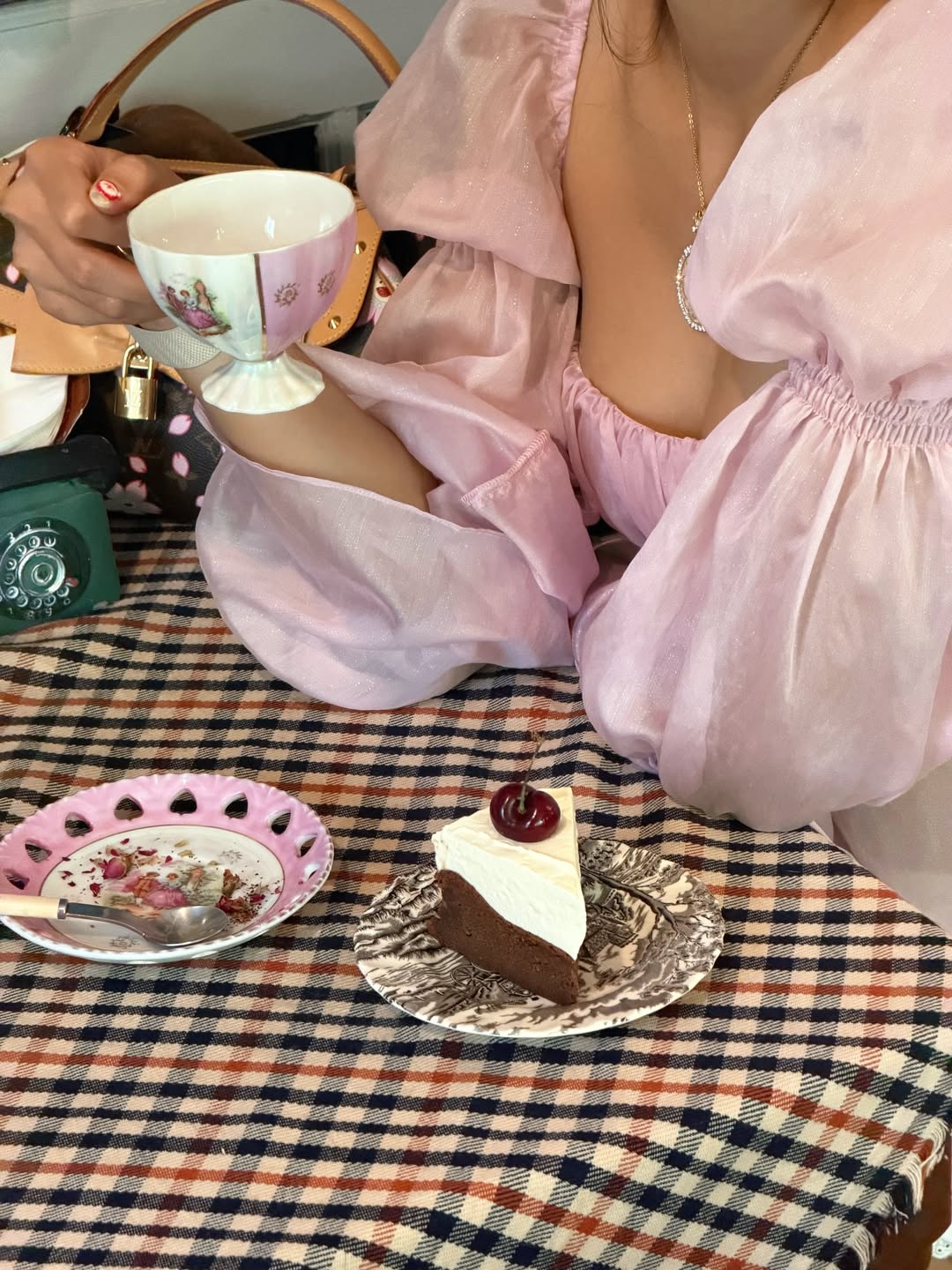 แนท - อนิพรณ์  เฉลิมบูรณะวงศ์