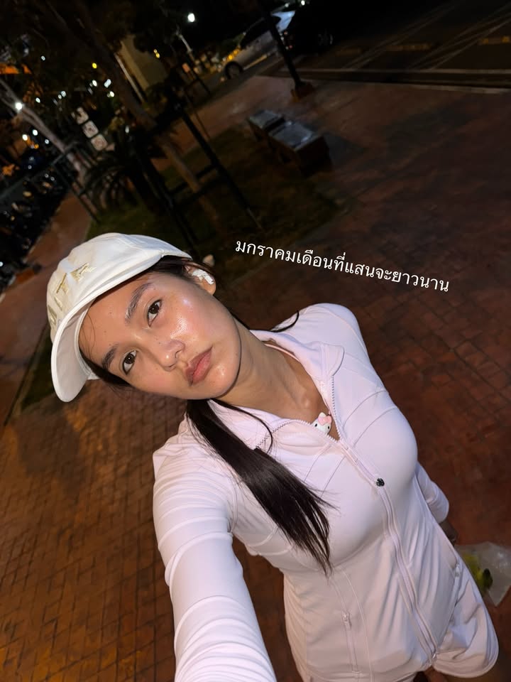 แนท - อนิพรณ์  เฉลิมบูรณะวงศ์