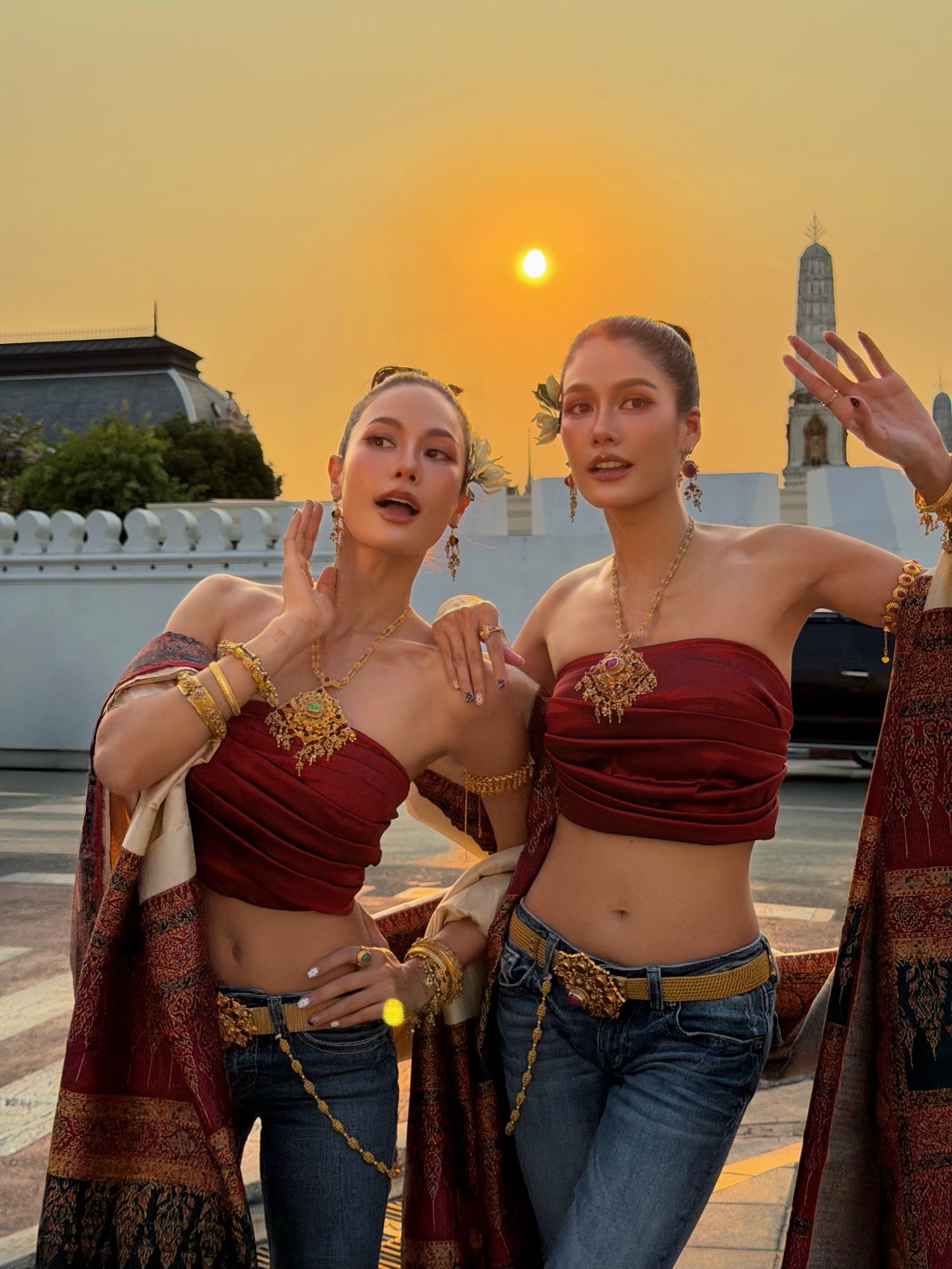 แนท - อนิพรณ์  เฉลิมบูรณะวงศ์