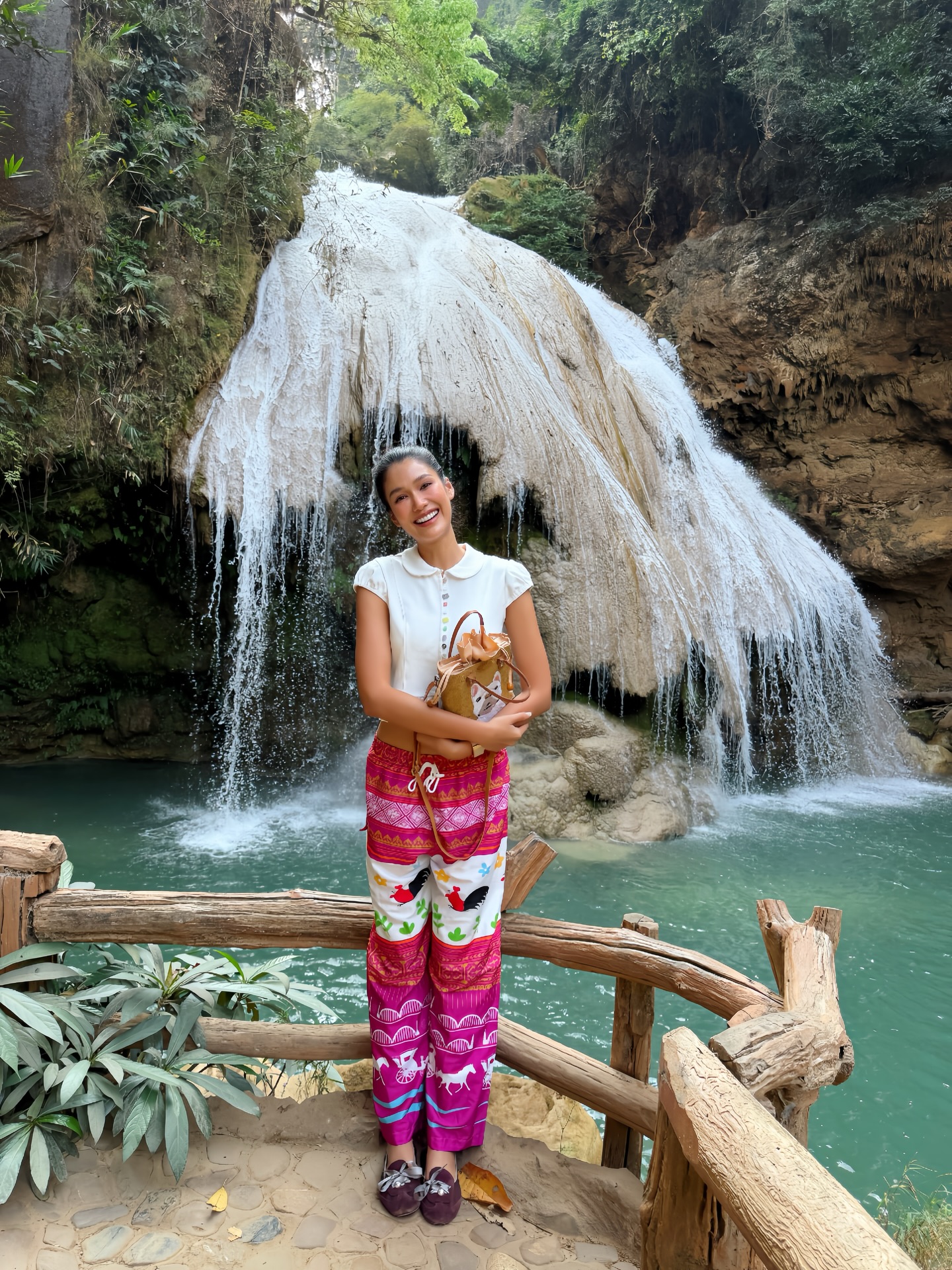 แนท - อนิพรณ์  เฉลิมบูรณะวงศ์