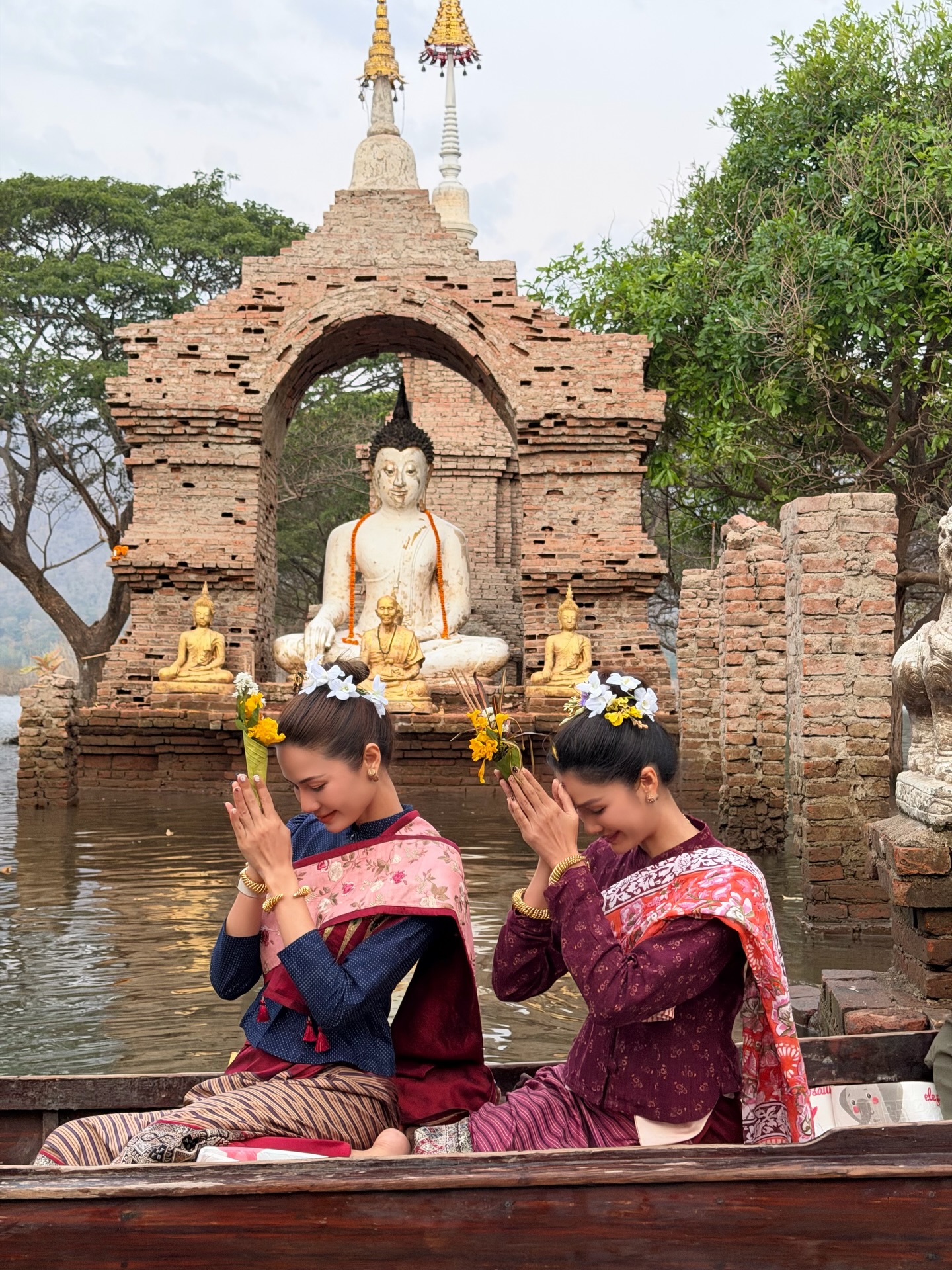 แนท - อนิพรณ์  เฉลิมบูรณะวงศ์