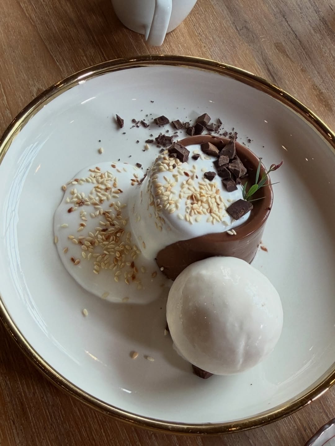 แนท - อนิพรณ์  เฉลิมบูรณะวงศ์