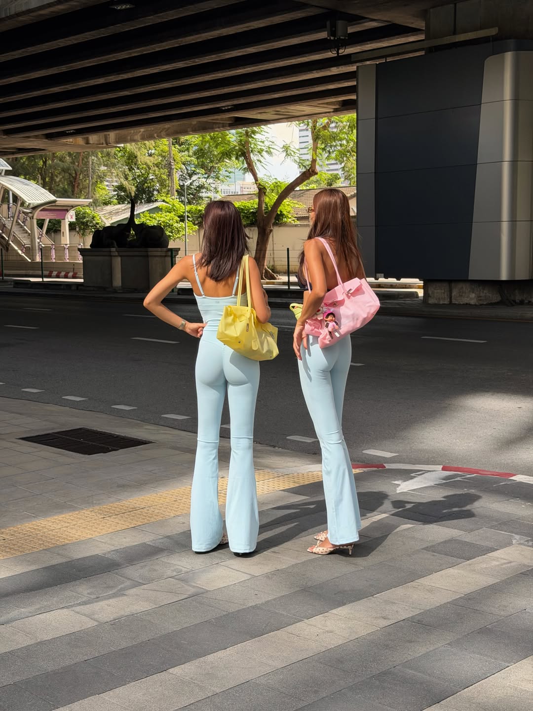 แนท - อนิพรณ์  เฉลิมบูรณะวงศ์