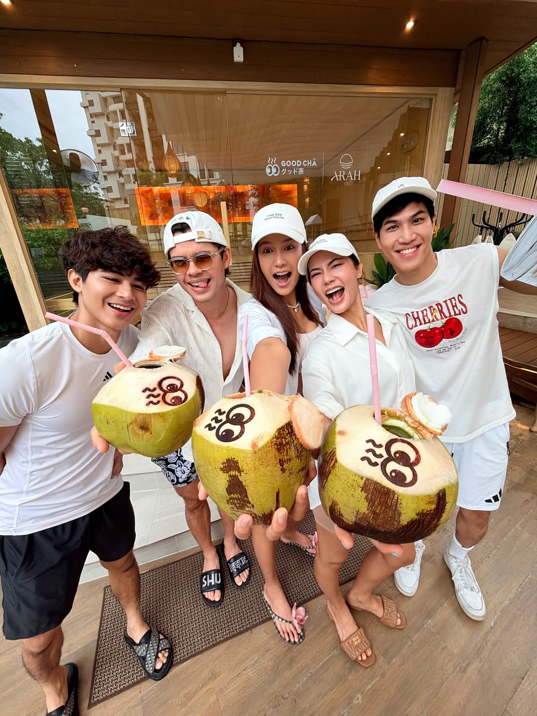 แนท - อนิพรณ์  เฉลิมบูรณะวงศ์