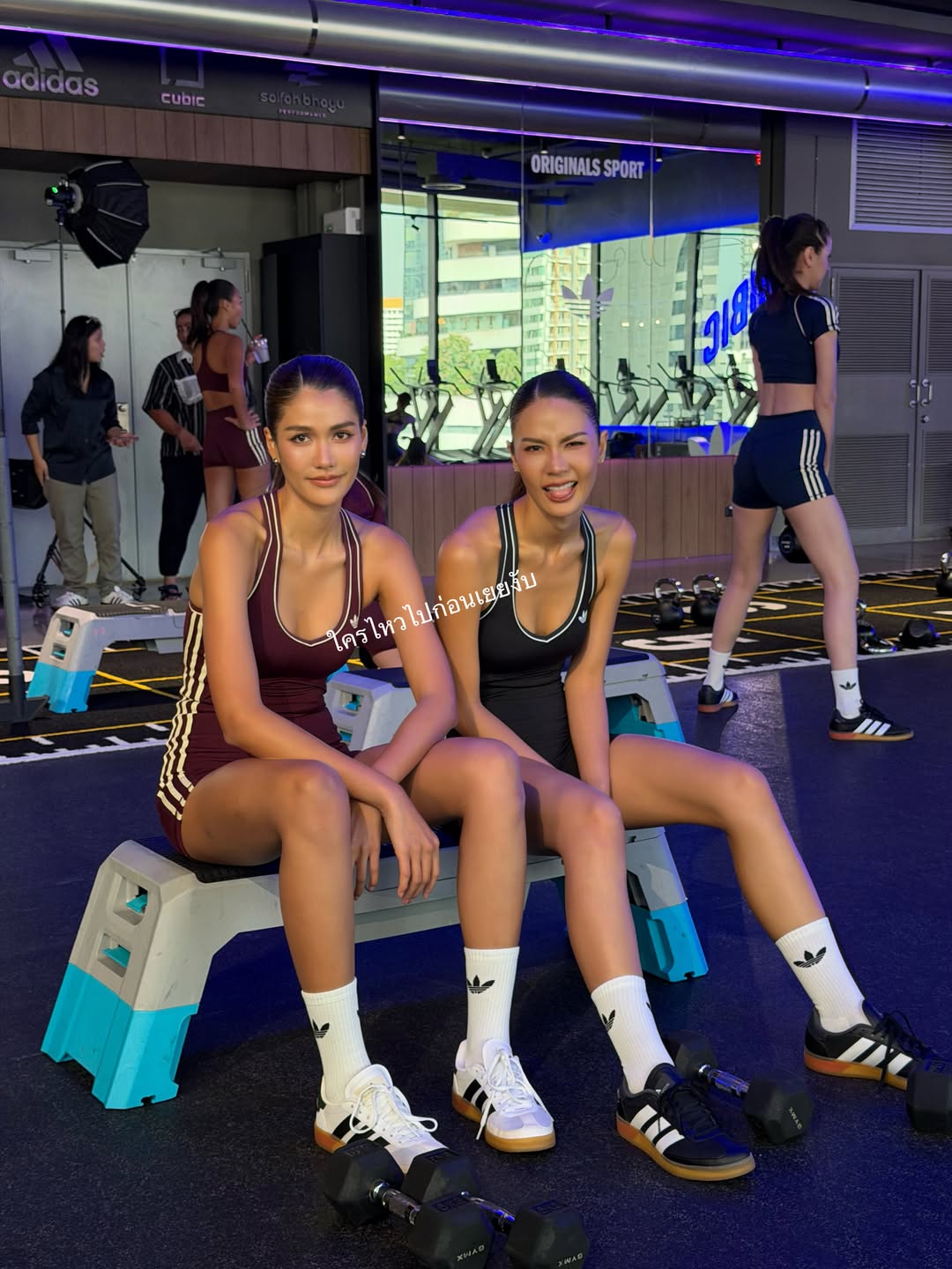 แนท - อนิพรณ์  เฉลิมบูรณะวงศ์