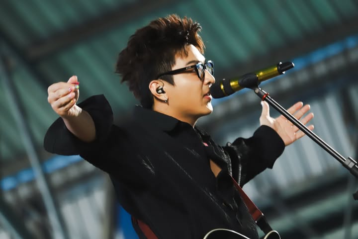 โหน - ธนากร ศรีบรรจง