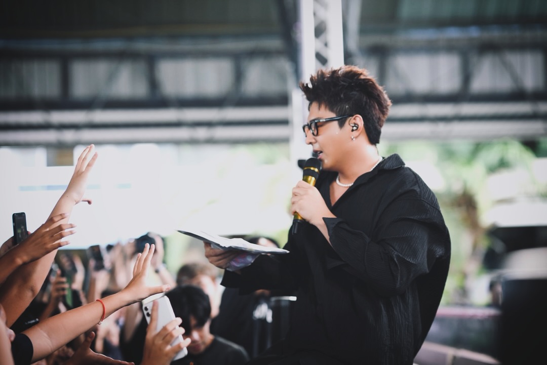 โหน - ธนากร ศรีบรรจง