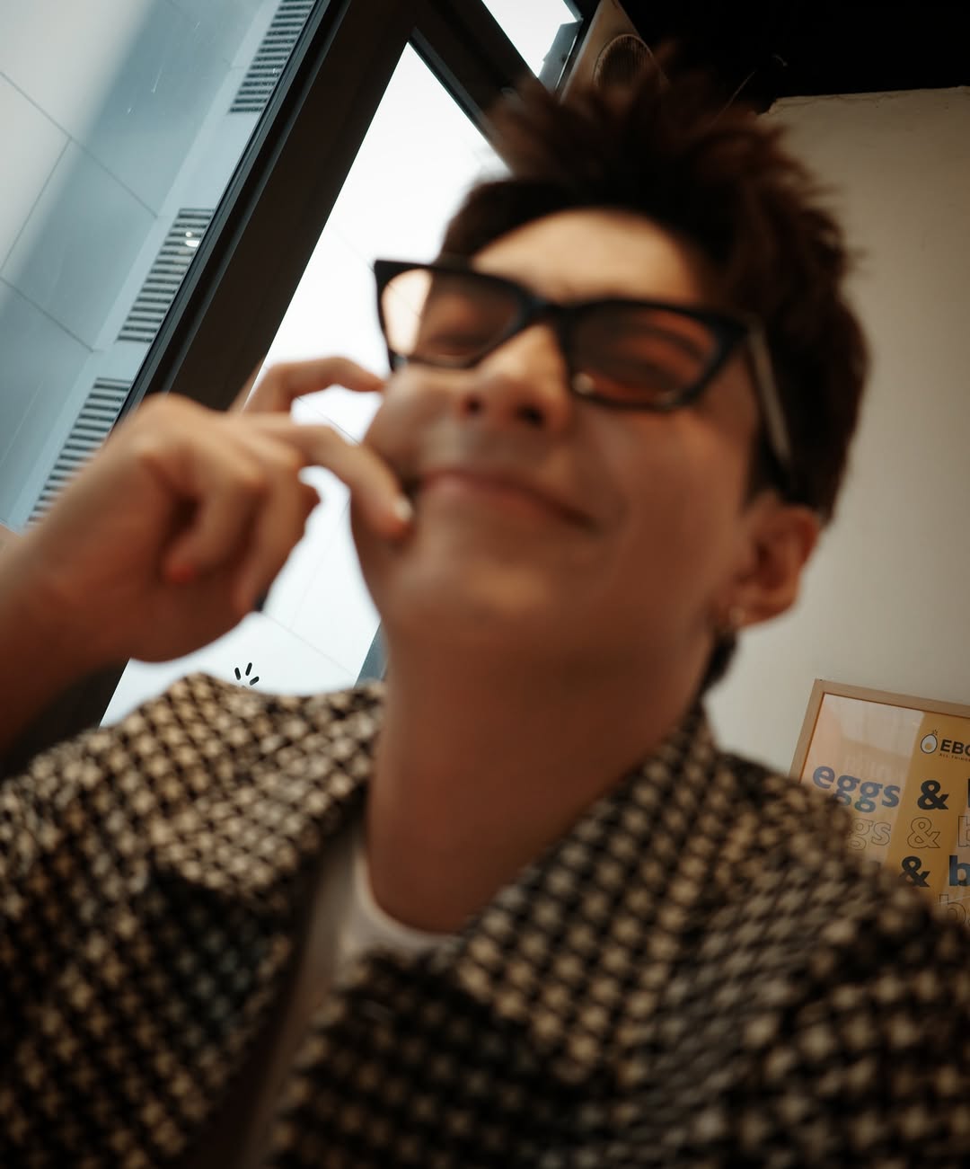 โหน - ธนากร ศรีบรรจง