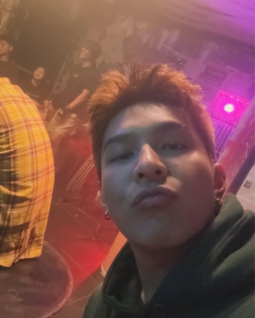 โหน - ธนากร ศรีบรรจง