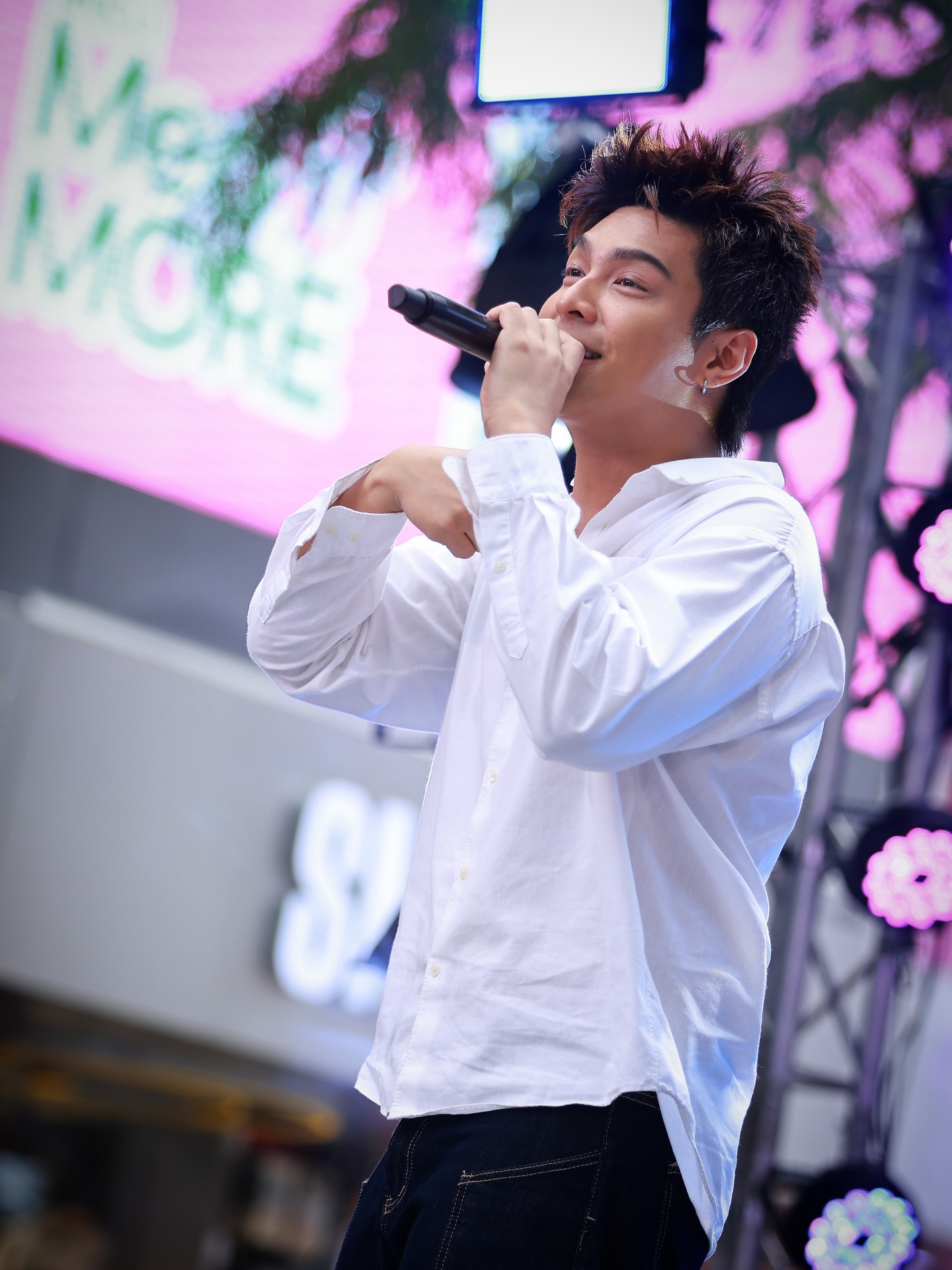 โหน - ธนากร ศรีบรรจง