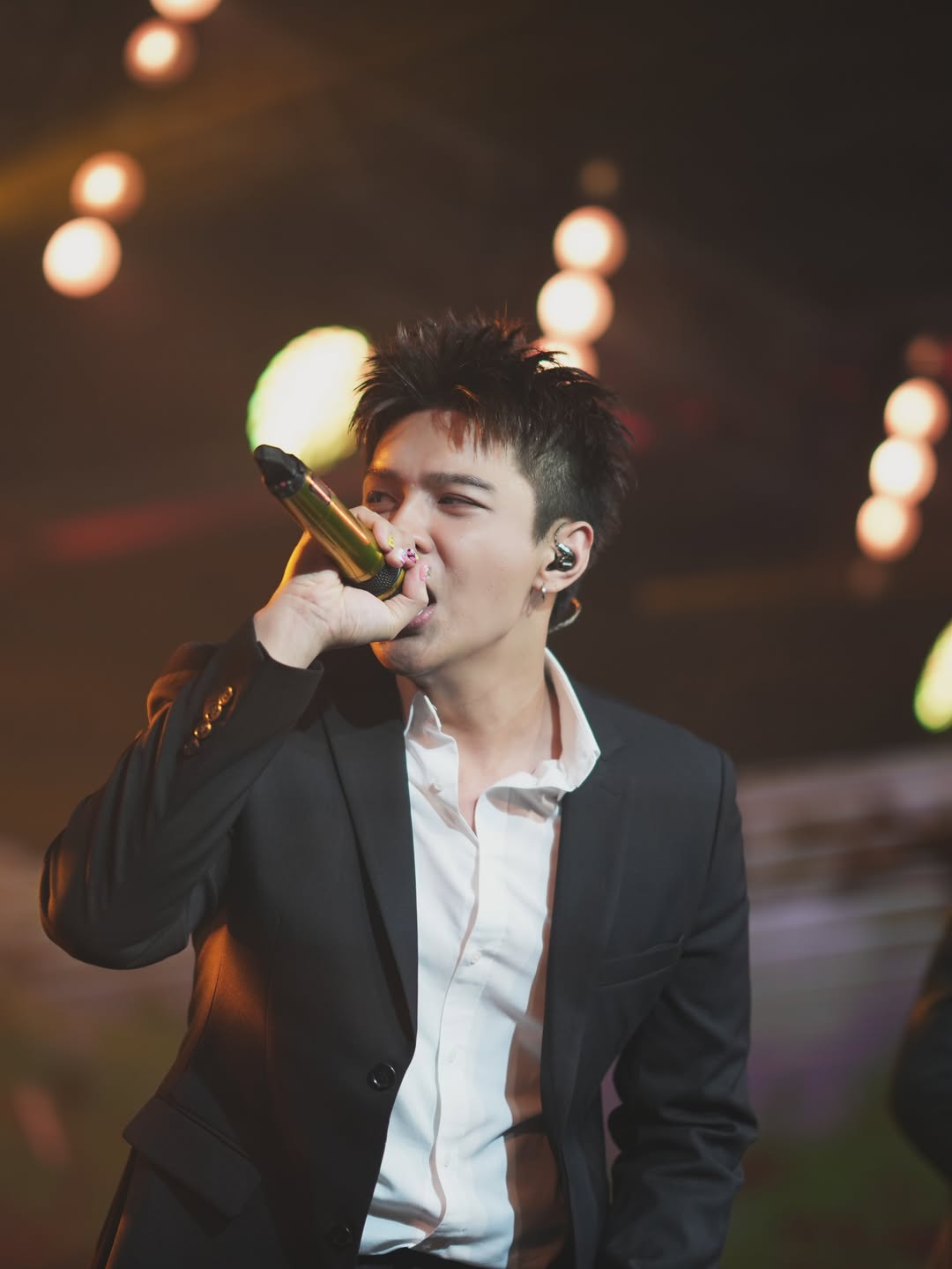 โหน - ธนากร ศรีบรรจง