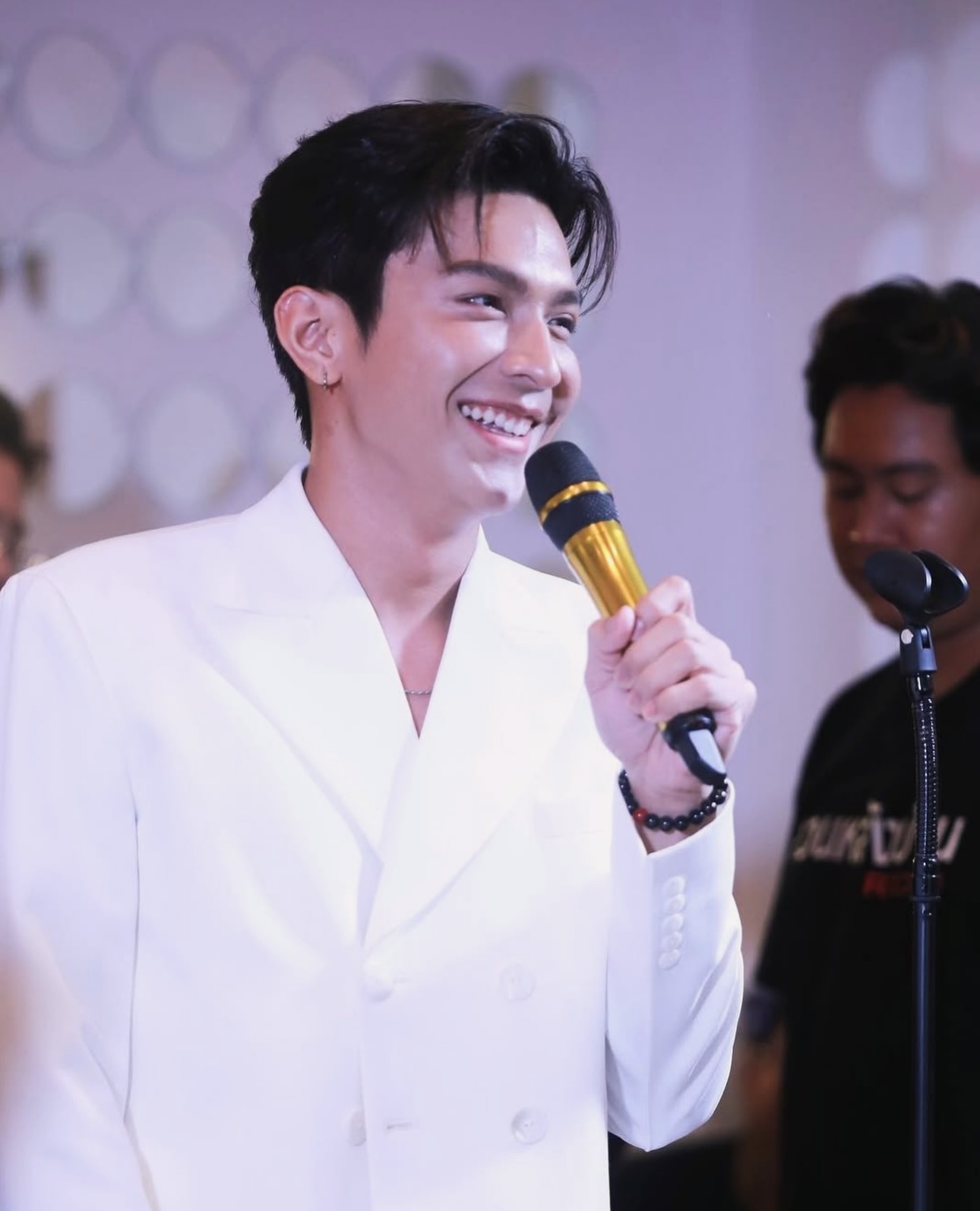 โหน - ธนากร ศรีบรรจง